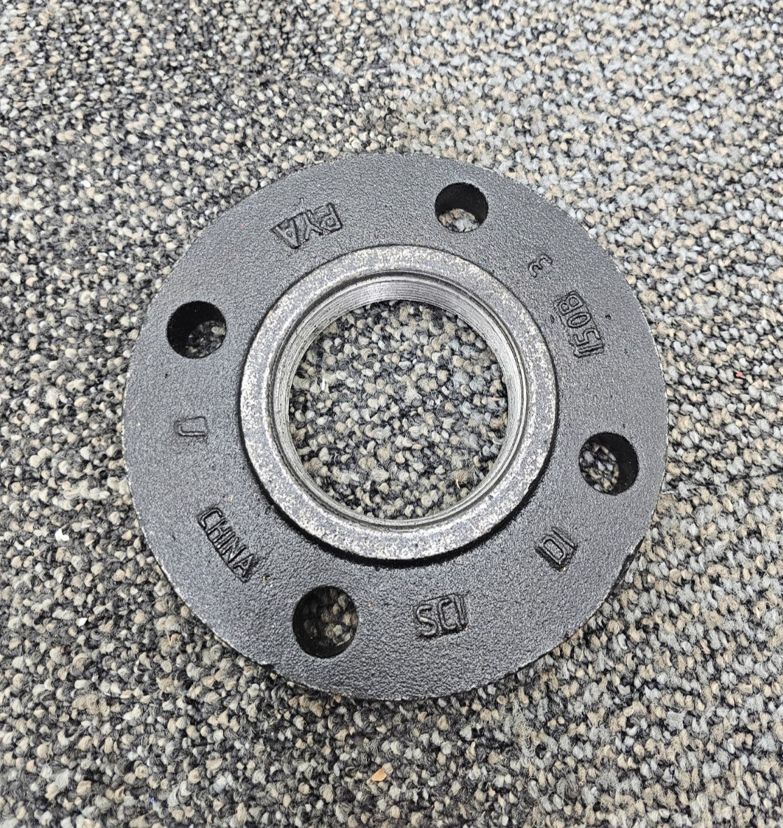 SCI 150B 3" Threaded Bore 7-3/4" OD Round Steel Flange PYA 4-Bolt - Black