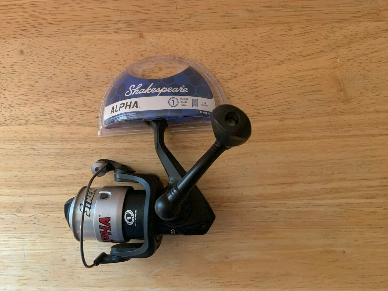 SHAKESPEARE ALPHA30B SPINNING REEL