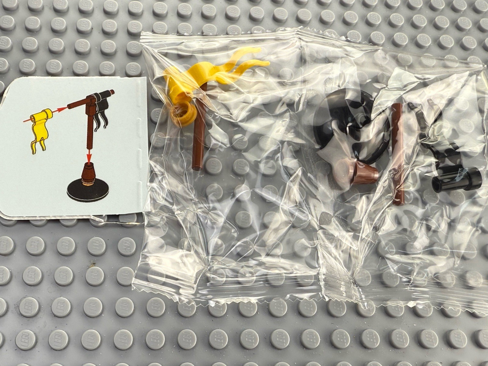 Lego Harry Potter Advent 75964 (Day 17) Hufflepuff Flagstand
