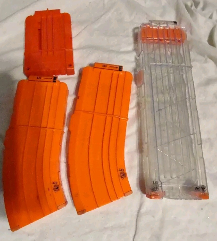 Nerf Banana Clip Lot Of 2 10 Round Ammo Banana + 18 Round Straight