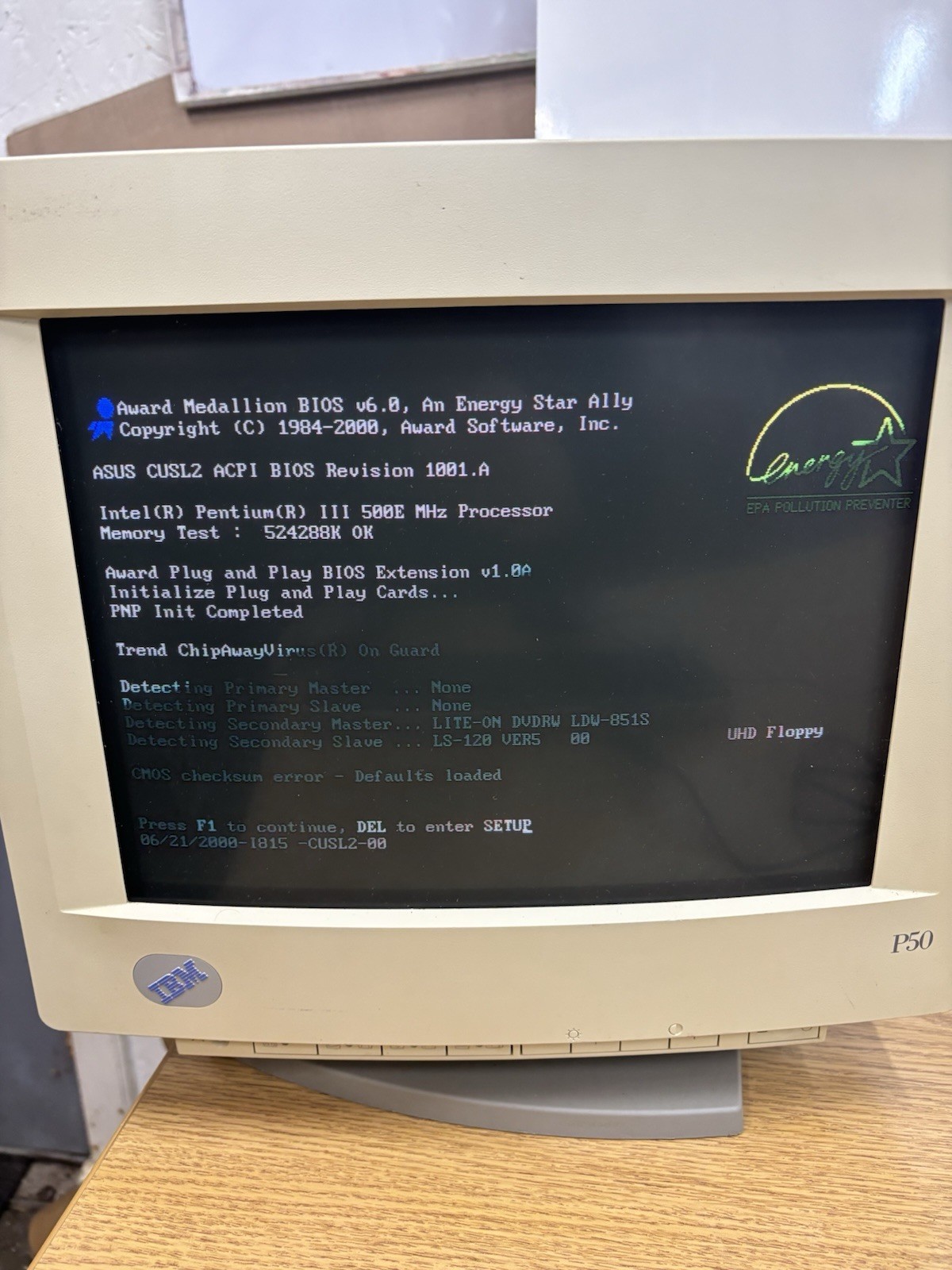 Vintage Desktop Tower PC ***Powers On