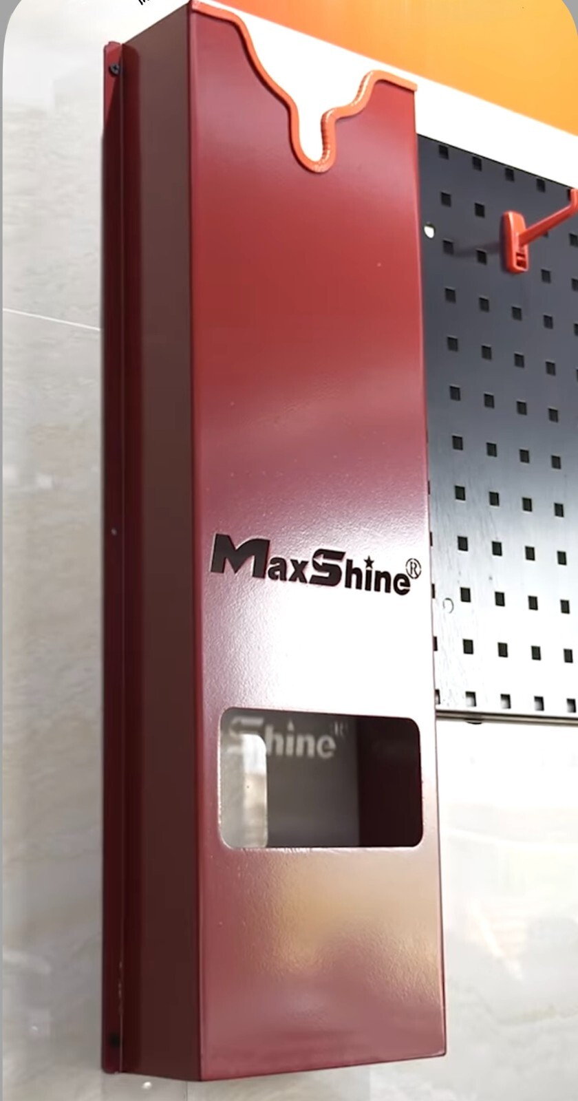 MaxShine Polisher Wall Holder - Single Station - Red