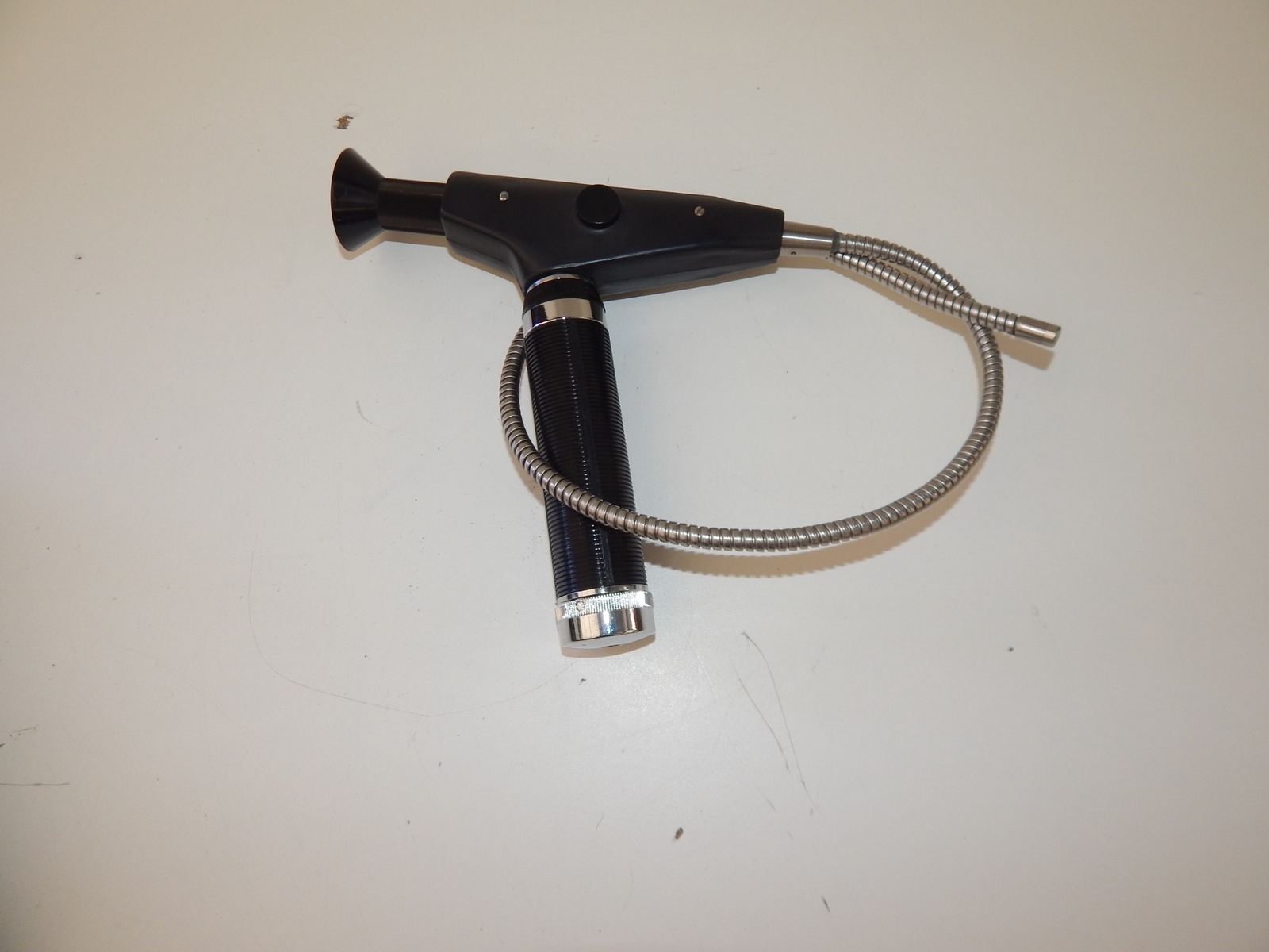 ^^ EDMUND ILLUMINATED FIBERSCOPE (KVX14)