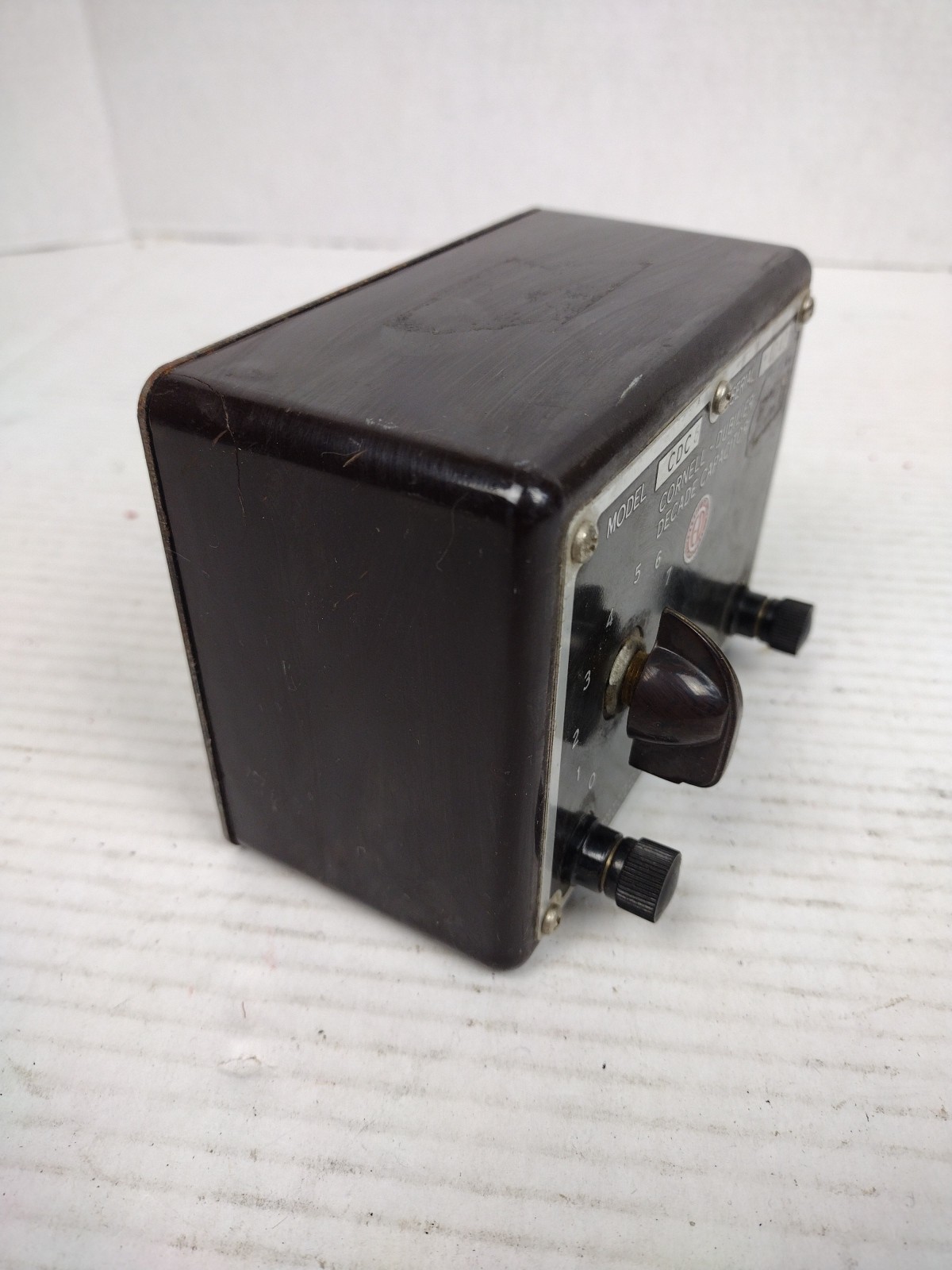 Cornell Dubilier Decade Capacitor CDC 5 Box 600 VDC 220 VAC Max
