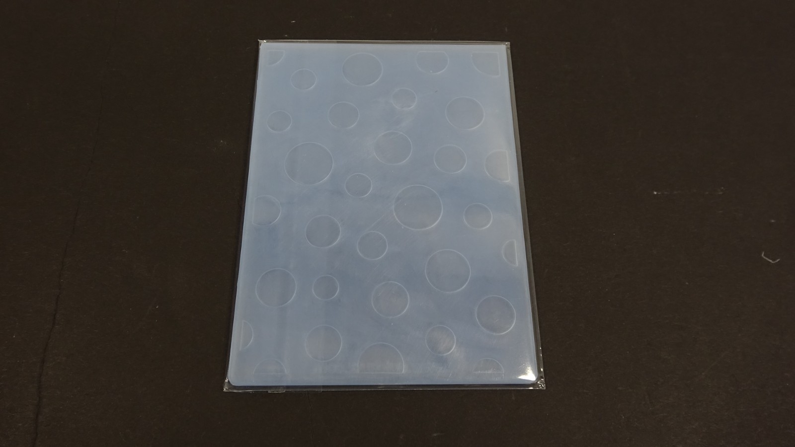 Lifestyle Crafts Quickutz Embossing Folder 2 Sizes Circles