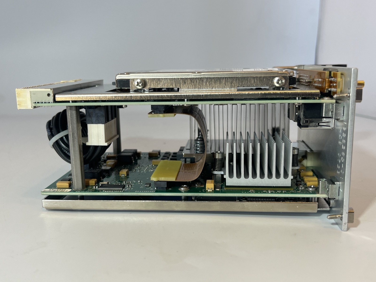 NI PXI-8106 Embedded Controller 2.16GHz 2GB PXI System Controller