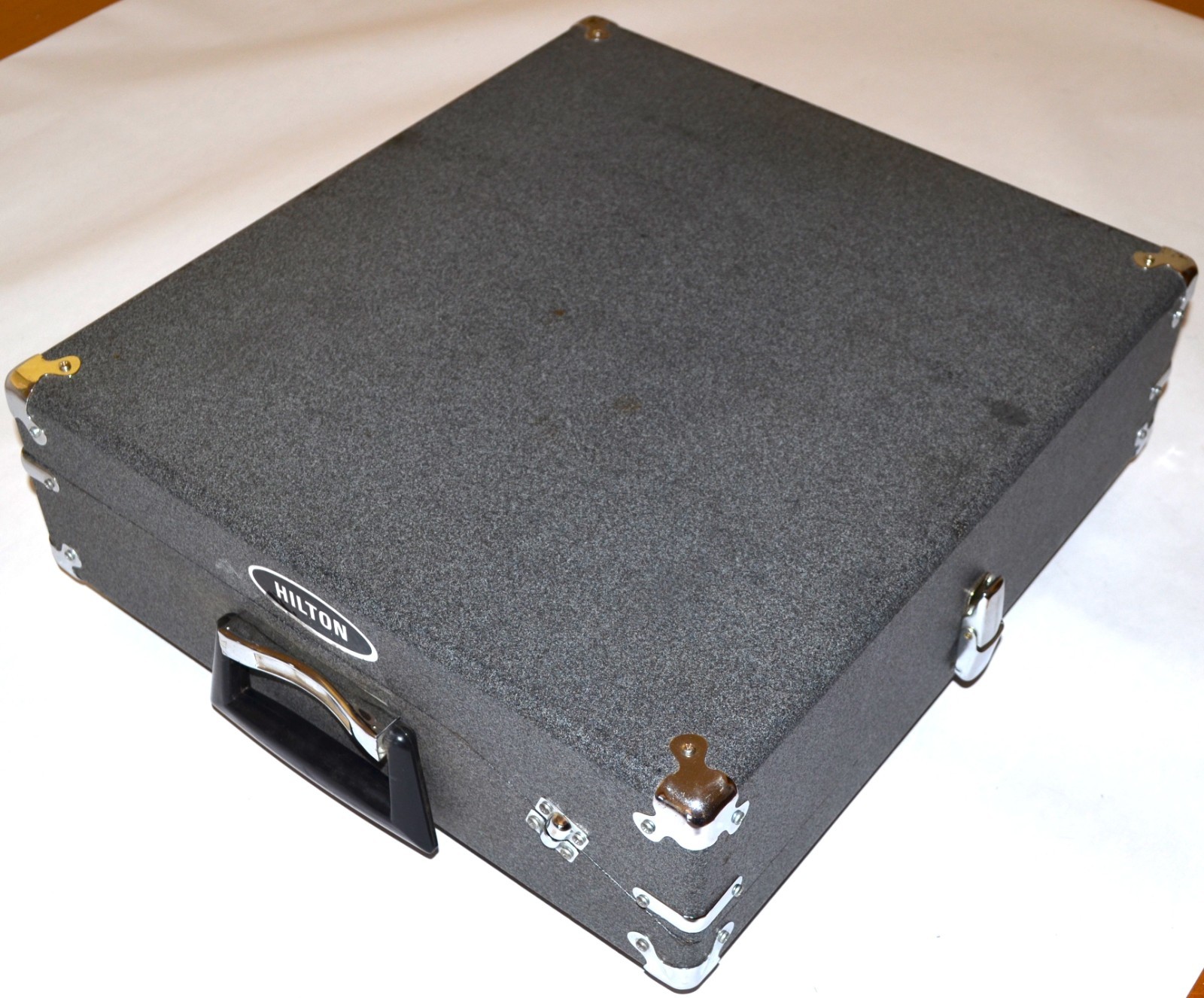 (VINTAGE) HILTON AC 300 Series 2