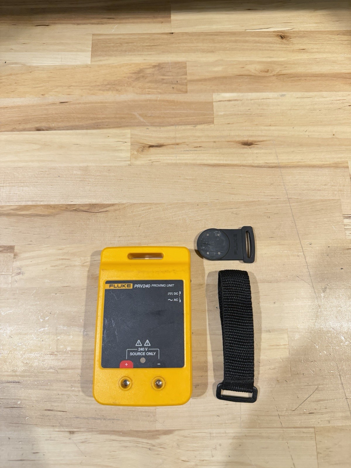 FLUKE PRV240 PROVING UNIT (SHIPS FAST) TESTED