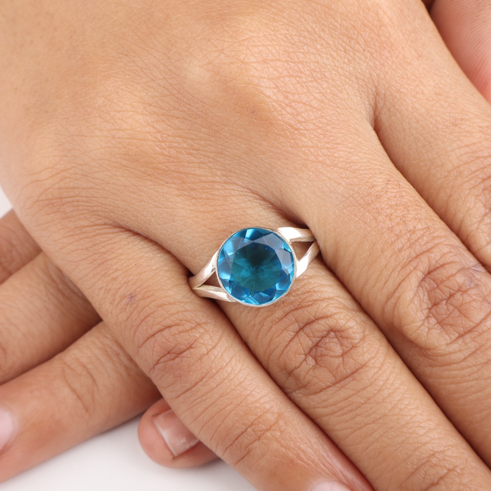 Swiss Blue Topaz Gemstone 925 Sterling Silver Jewelry Handmade Engagement Ring