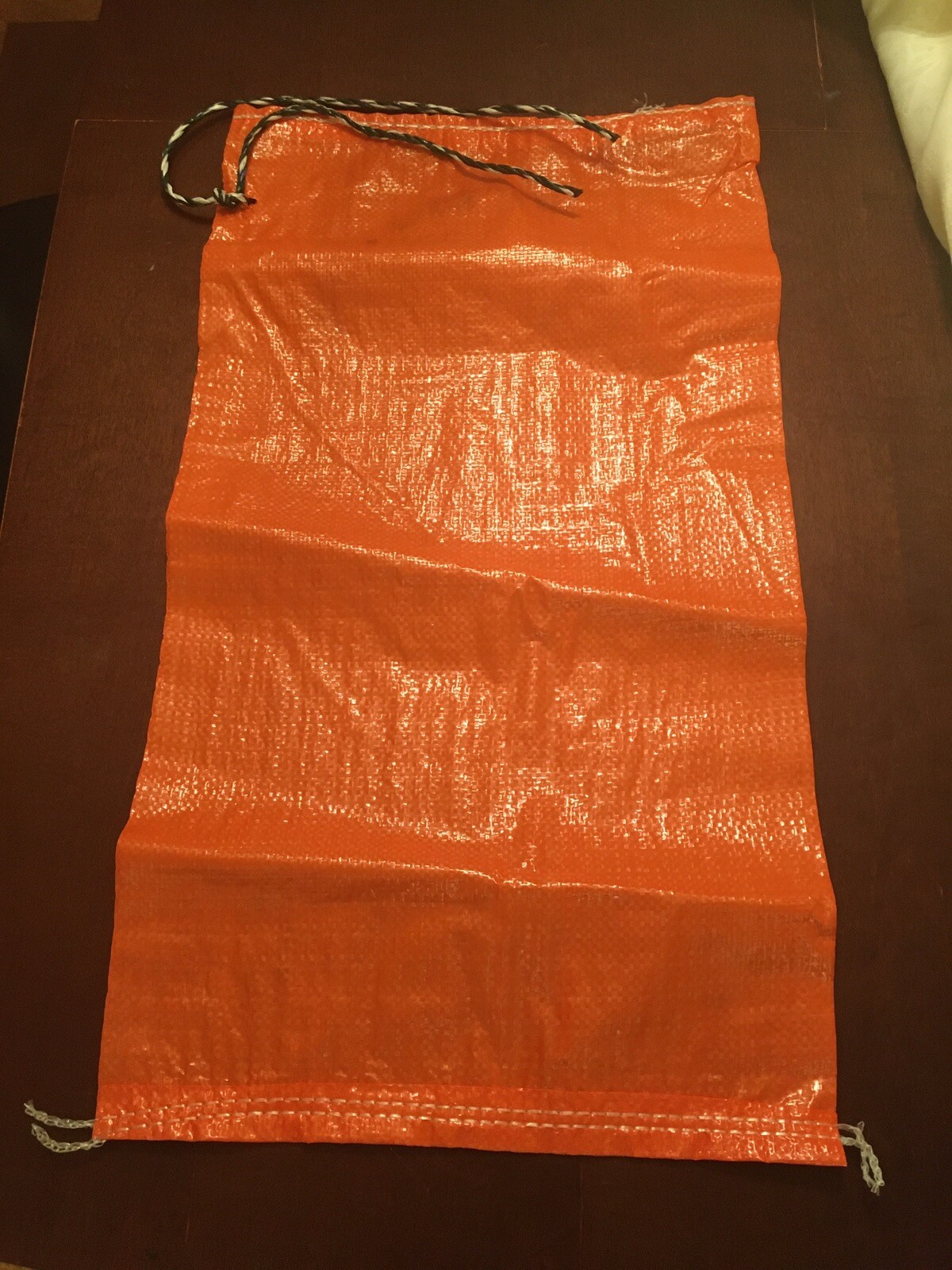 100 6FGX9 Orange Sand Bag 40lb Cap 26 X14 26 In. L,14 In W