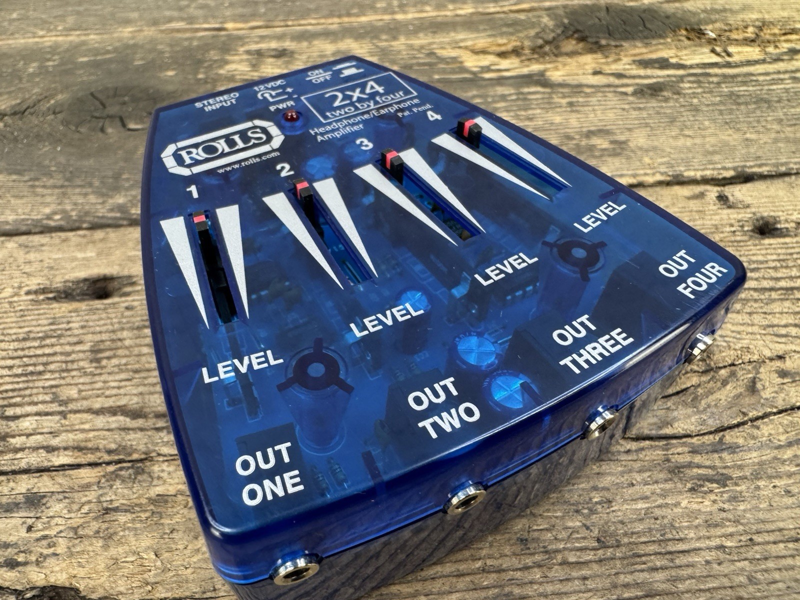Rolls 2x4 Headphone Amplifier