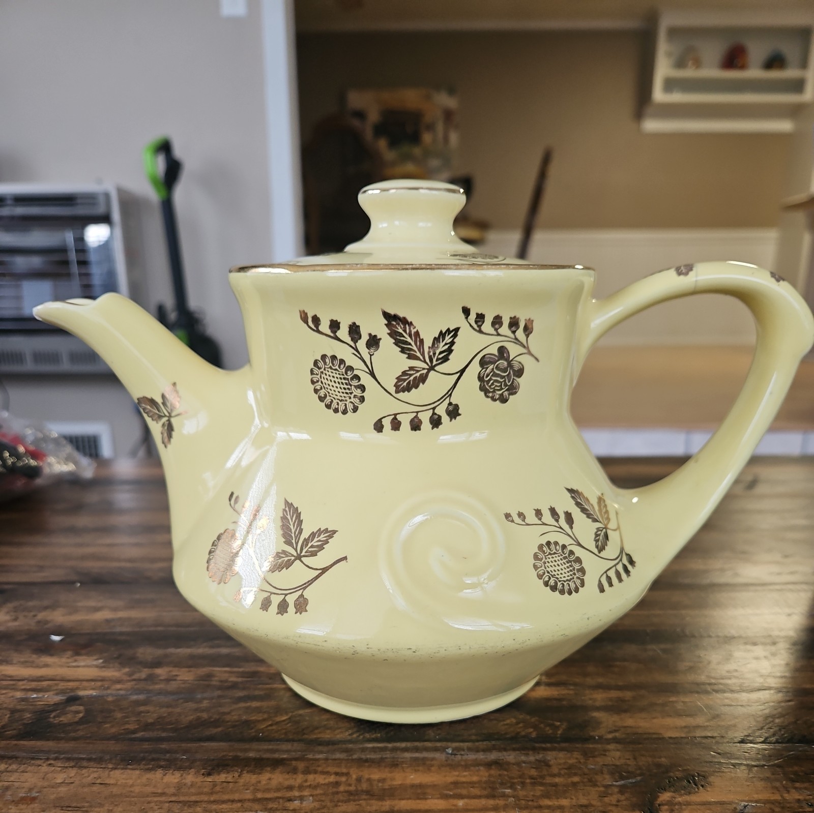 1940s Pearl China Aladdin 22K Gold sunflower yellow Drip-O-lator Coffee pot