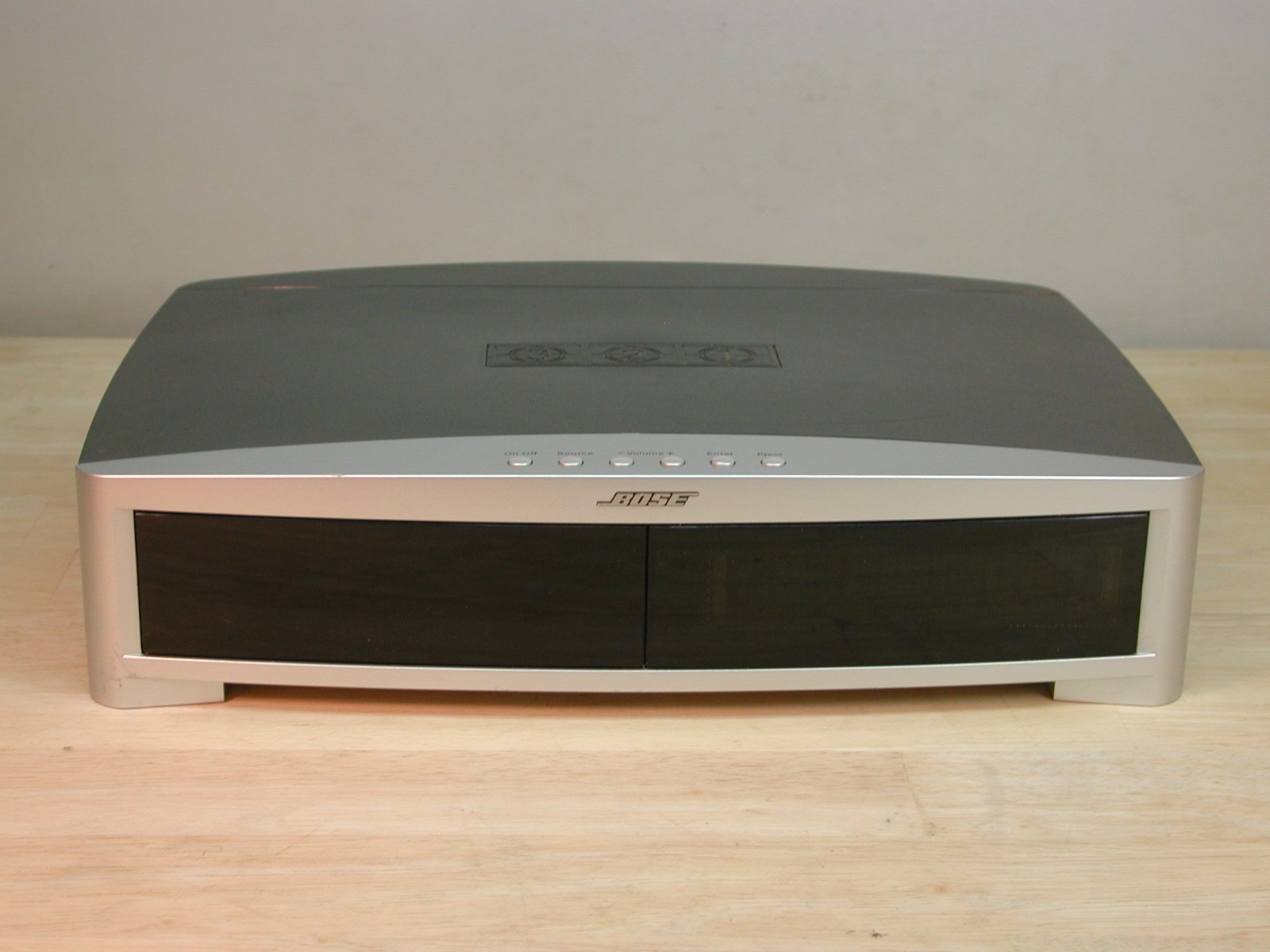 Bose AV3-2-1  III AV 321 - MEDIA CENTER - good DVD, FM radio, HDMI issue?