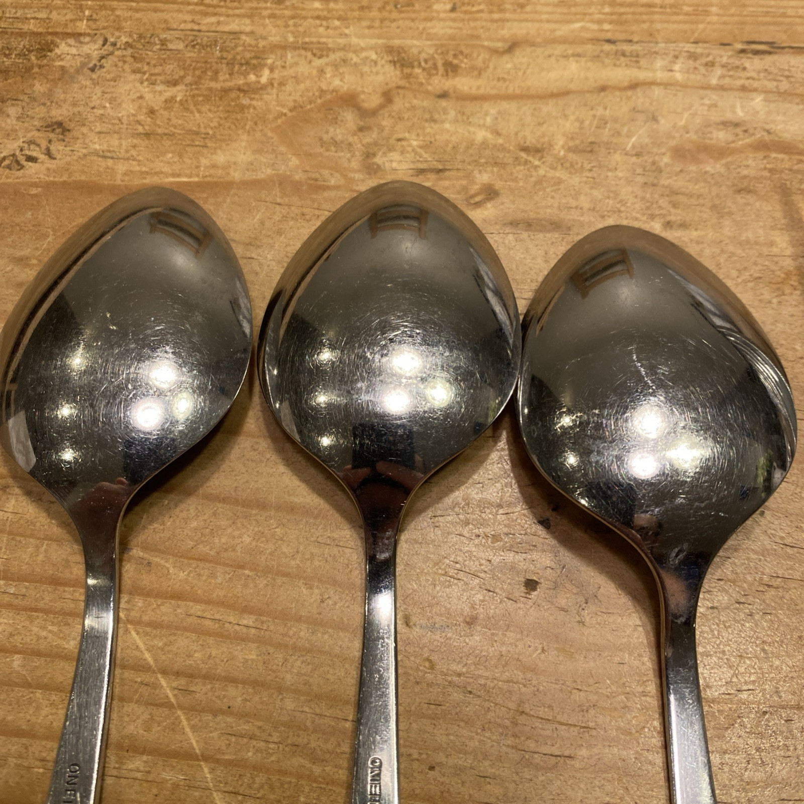 11 Pc Oneida CAPISTRANO Stainless Oneidacraft Deluxe Flatware Spoon Fork Knife