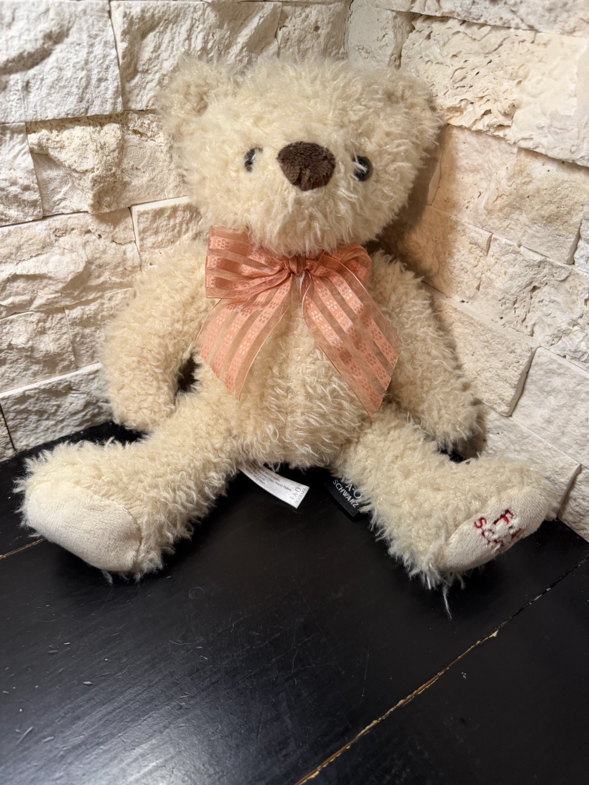 2020 FAO Schwarz Cream Teddy Bear Pink Striped Bow Gift Soft Fuzzy Plush Quality