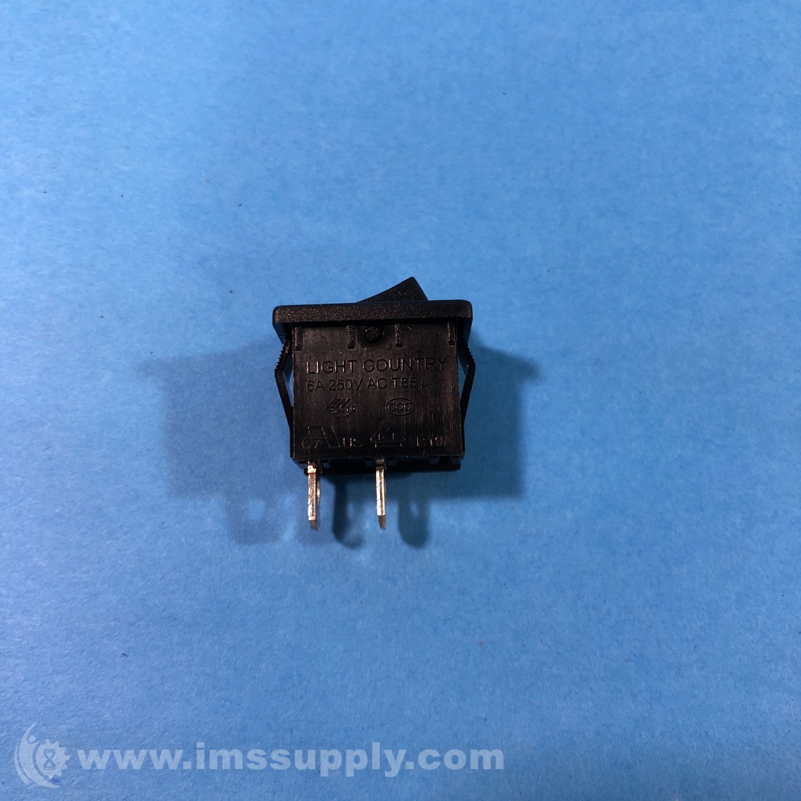 Light Country Co T85 Rocker Switch RA(R19A) Series, 6A 250VAC FNIP