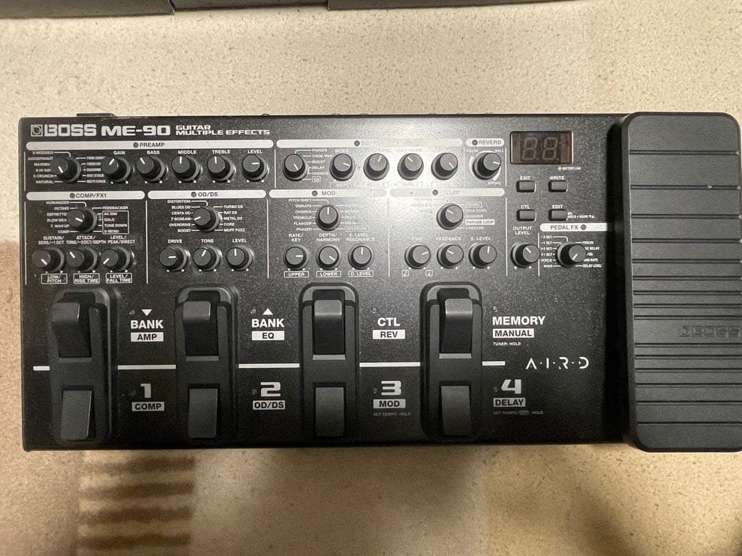 BOSS ME-90 Guitar Multi Effects Processor Pedal Amp Modeling Performance Unit