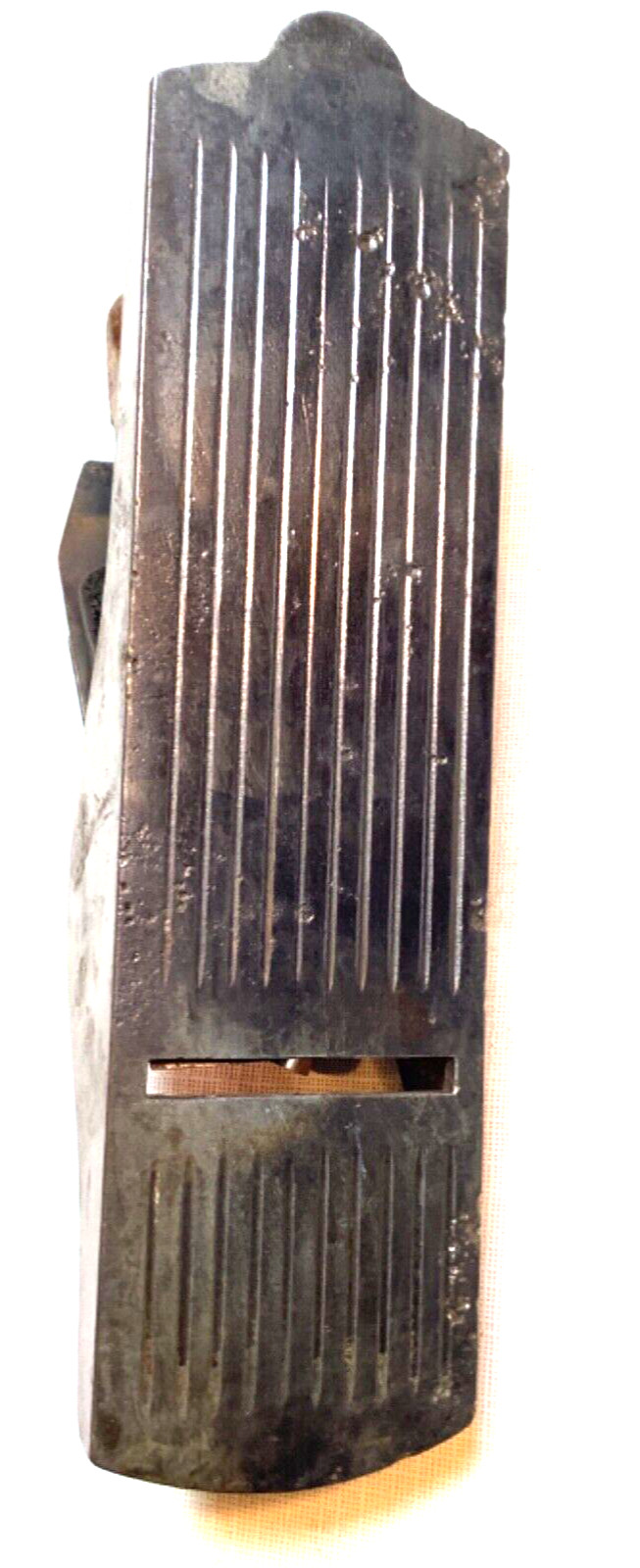 Undranded 9" woodworking plane with corrugated sole