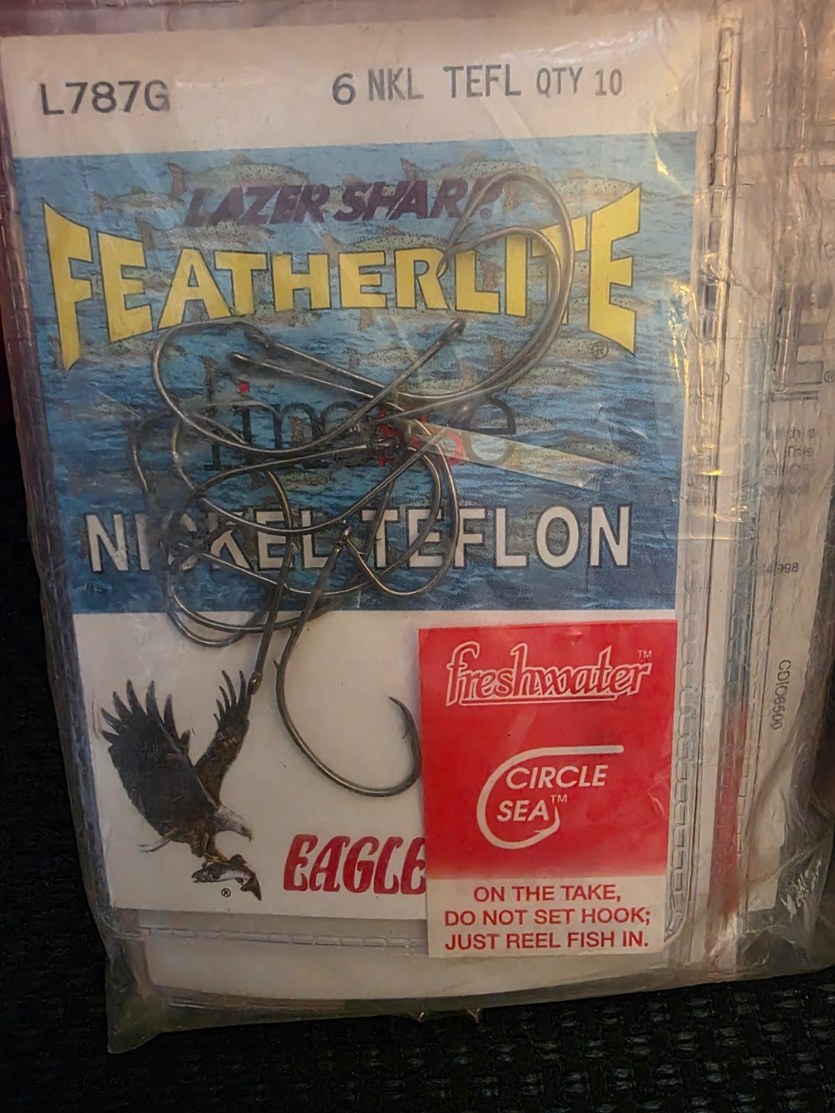 ONE CARTON 10 PKS/CARTON EAGLE CLAW L787G SIZE 6 FEATHERLITE LAZER SHARP HOOKS