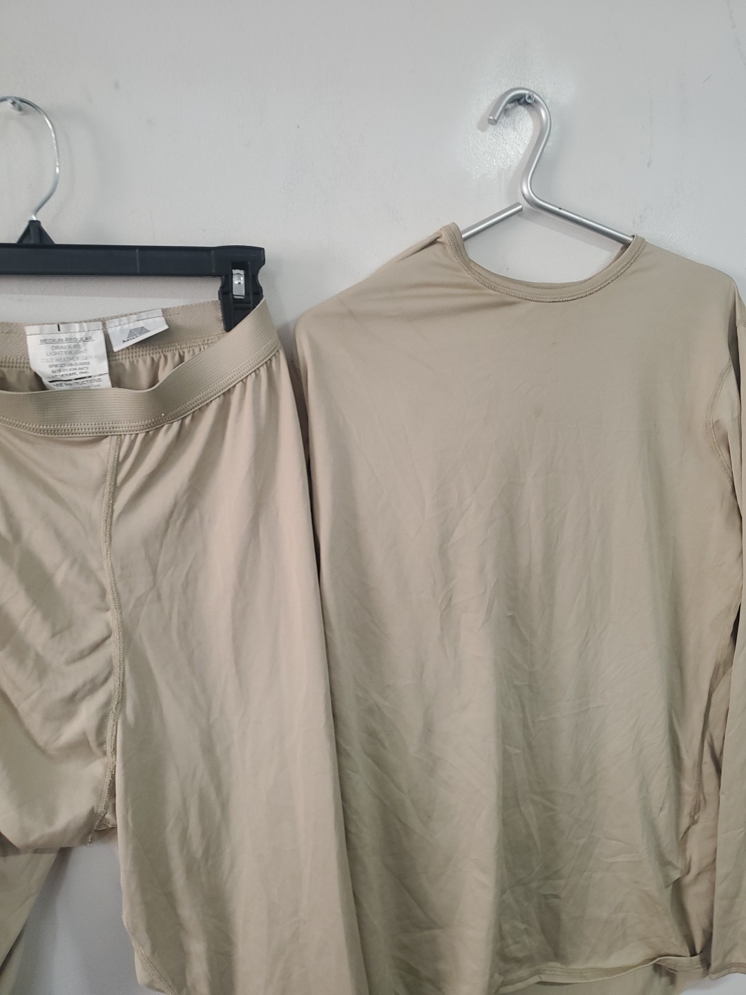 Special Medium Regular level 1 Silk Thermal Tan Pants & Top Set Sand Tan