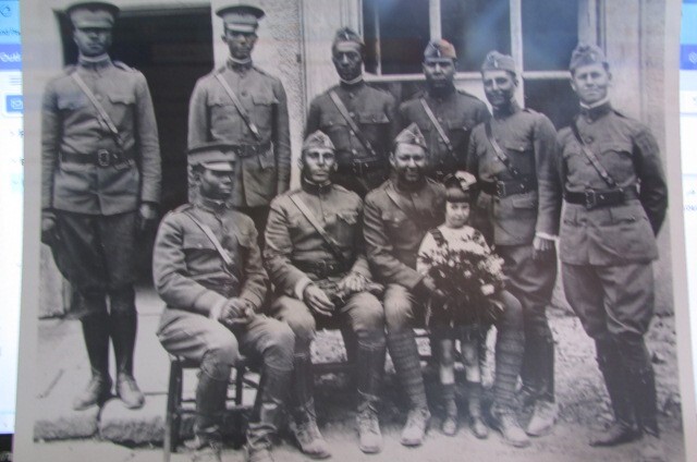 8x10 WW1 Photo - Buffalo 77th Division Soldiers