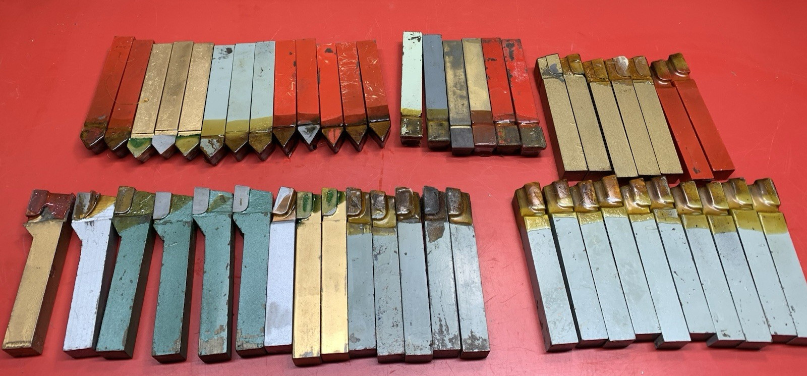 Machinist Lathe Tools: Lot of 50 Carbide tip 5/8" Tool Bits Mostly Iscar (NOS)