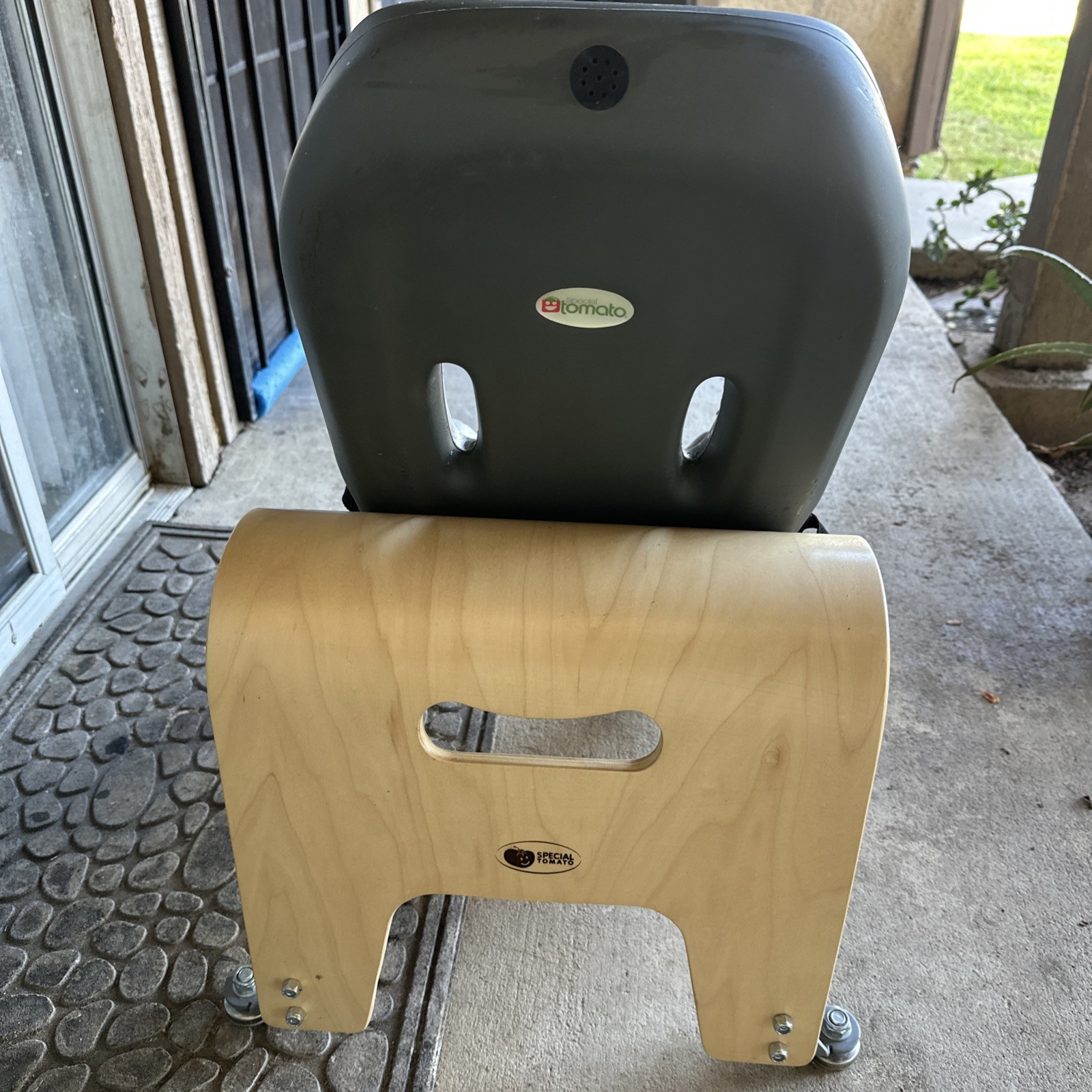 Size 3 Special Tomato Soft Touch Sitter Mobile Base Foam Chair Special Needs