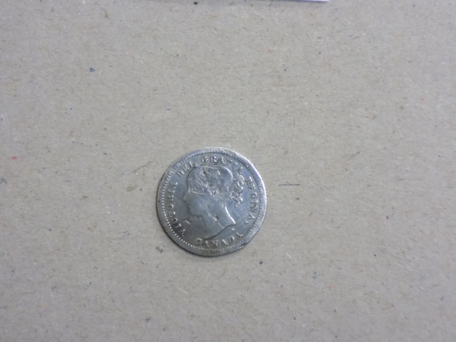 Canada 1870 .925 solid silver 10 cents coin.