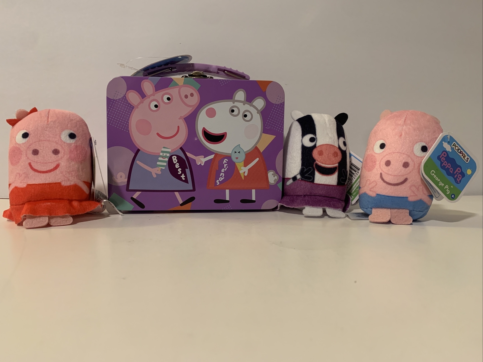 Pretty Little Peppa Pig Tin Box w/ 3 Podpals New.