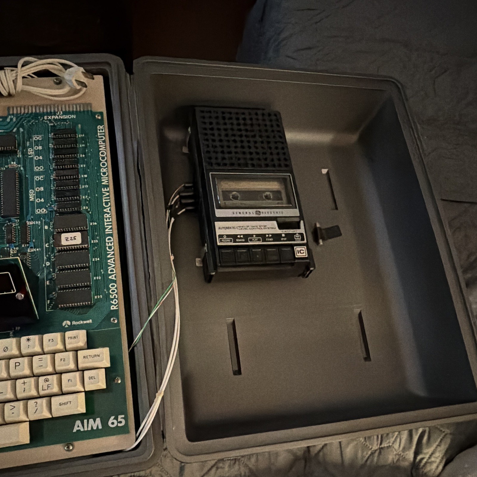 Rockwell AIM 65 Vintage Advanced Interactive Microcomputer w/ Case Cassette