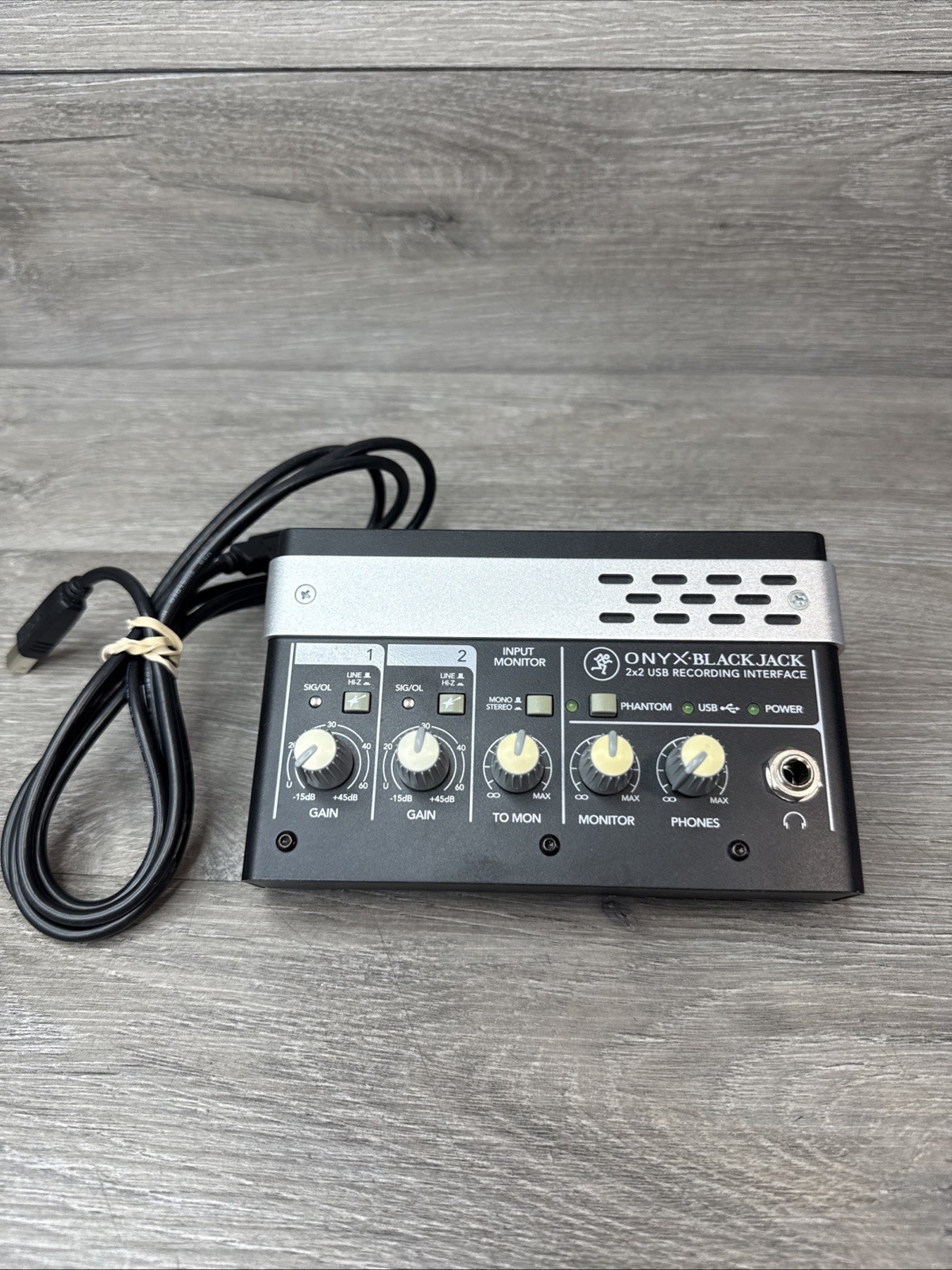 Mackie Onyx Blackjack 2x2 USB Audio Interface - Studio Quality Recording