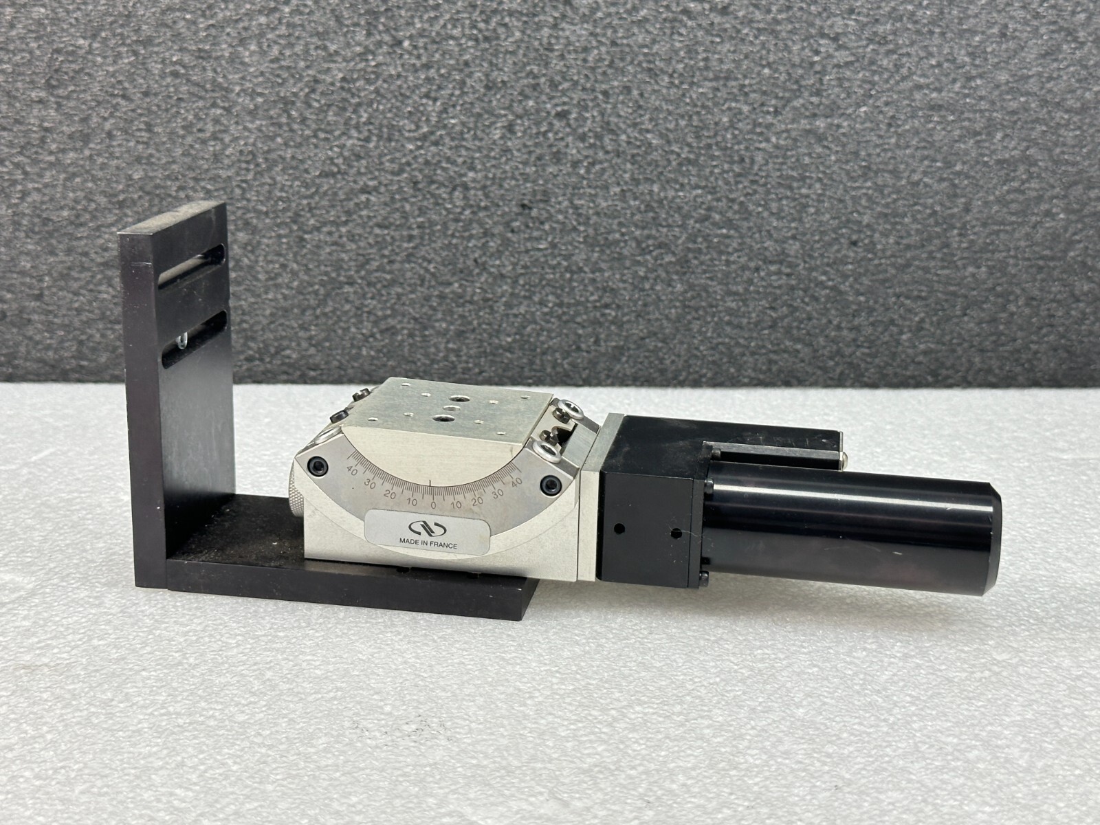 Newport Linear Vertical Stage Z413A ENCODER:5V MOTOR: UE31CC FREE SHIPPING 🚚