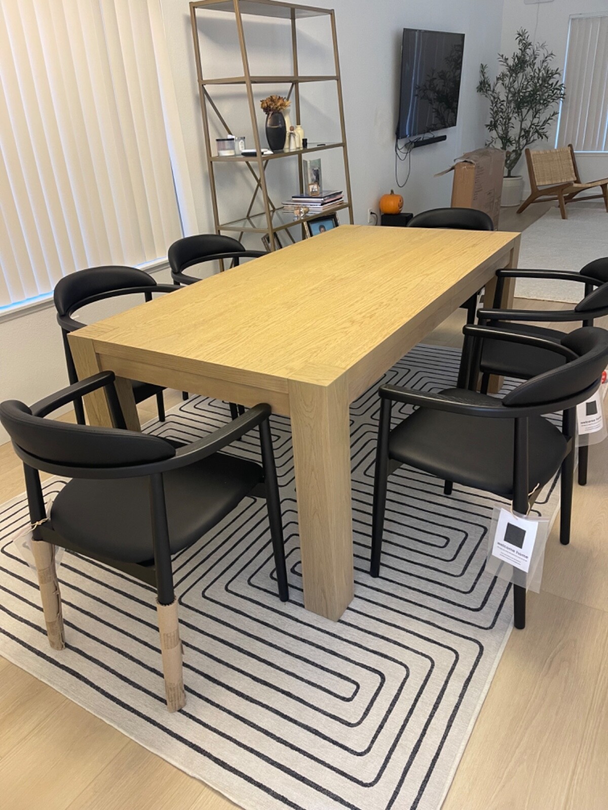 adler extention dining table
