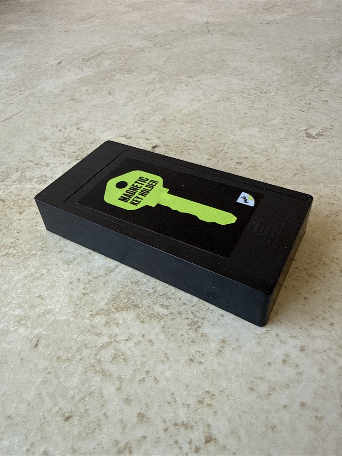 Large Plastic Magnetic Key Case