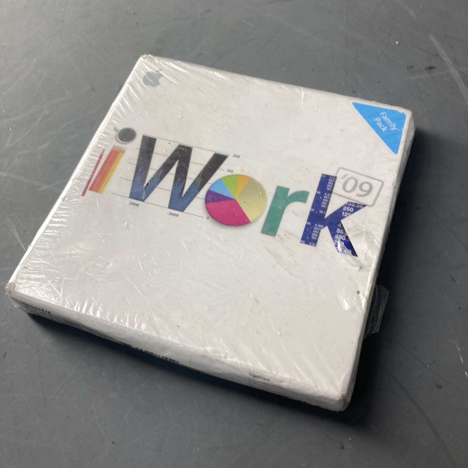 Apple iWork '09 (Retail) - Family Version for Mac MB942Z/A - Sealed