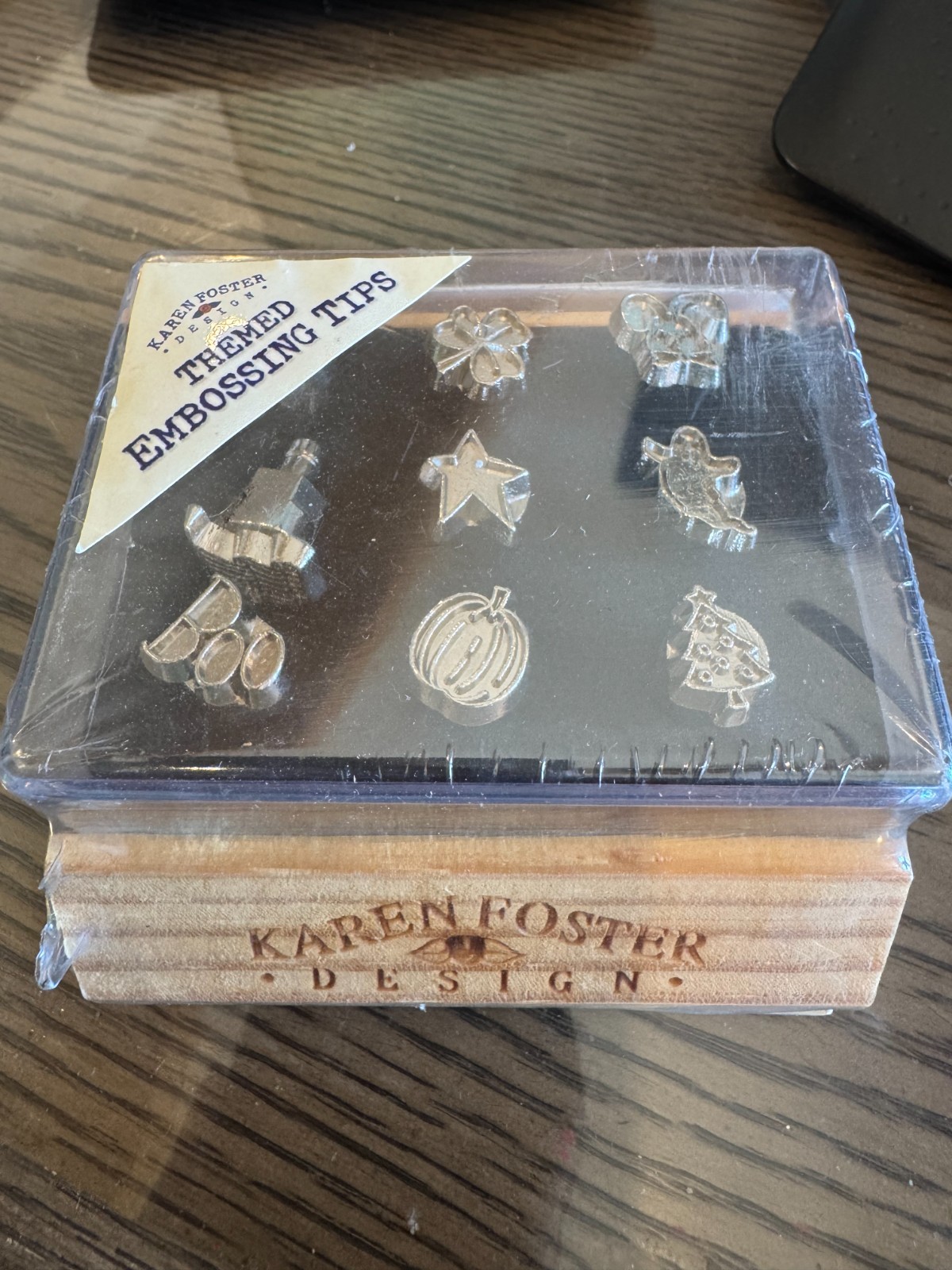 Karen Foster Themed Embossing Tips Holidays Set for use with the Clikit Tool