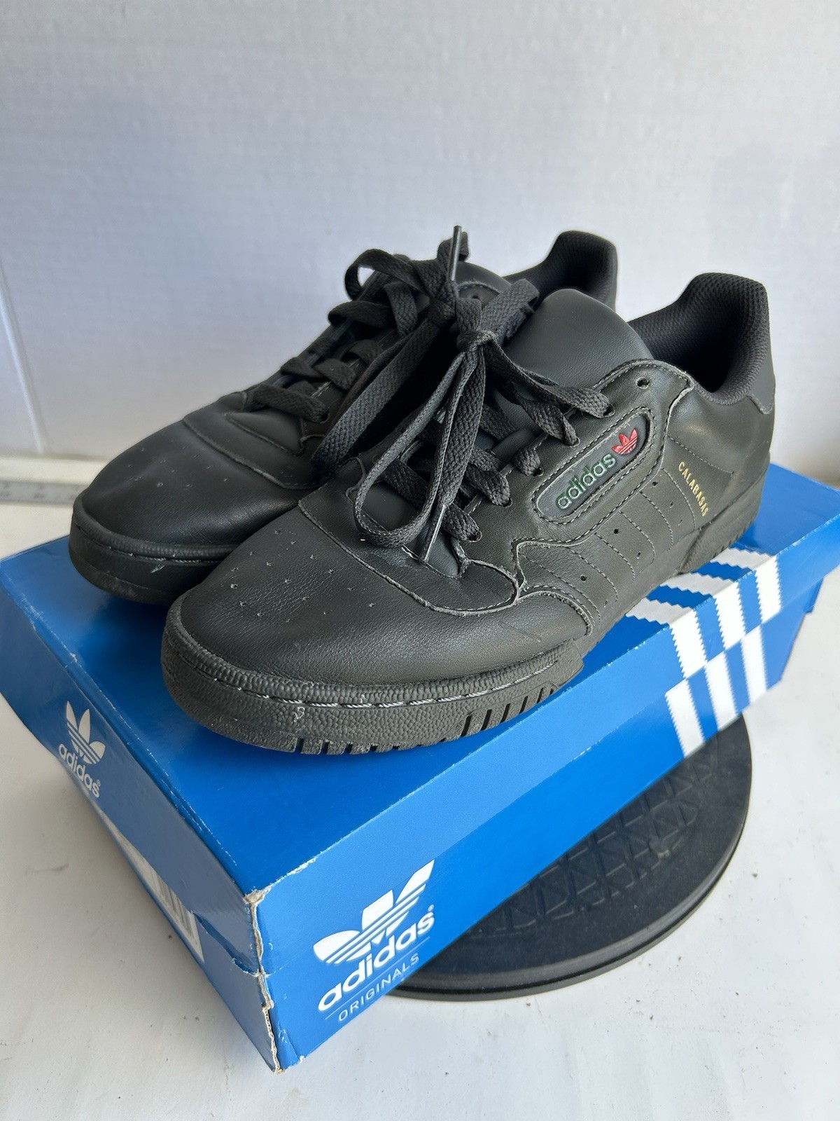 Yeezy Powerphase Calabasas Core Black Size 7Y 7 Y GS CG6420