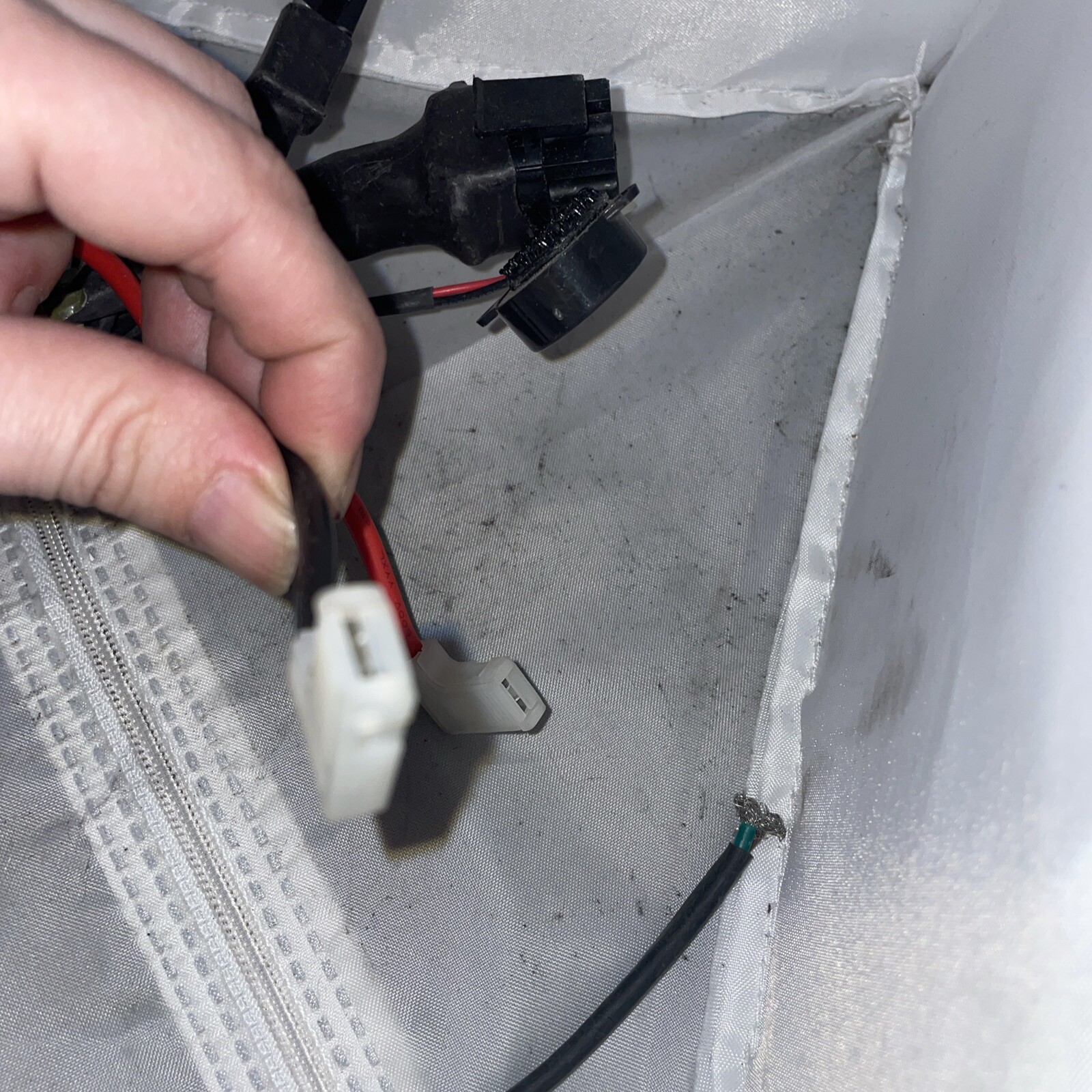Fuse Box Connection With Horn For Pride Mobility Scooter DN2