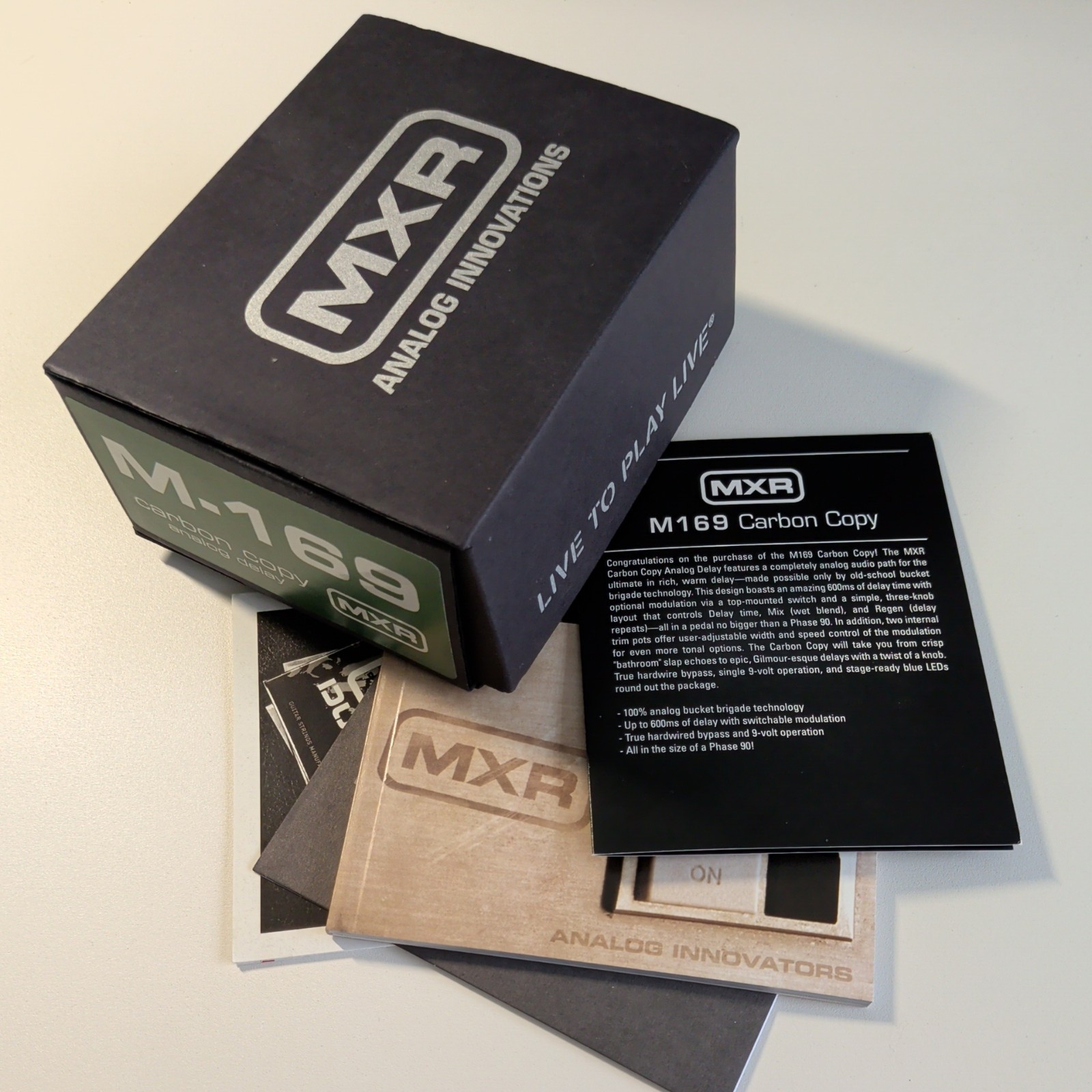 MXR M169 Carbon Copy Analog Delay Pedal