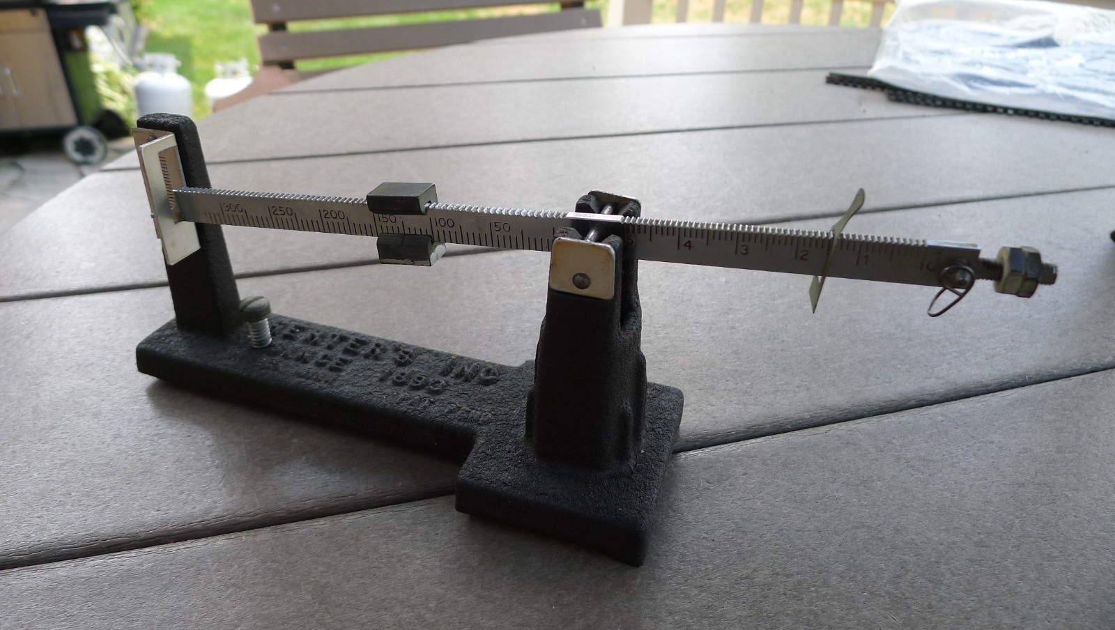 HERTERS CAST IRON BALANCE BEAM POWDER SCALE, NO CUP