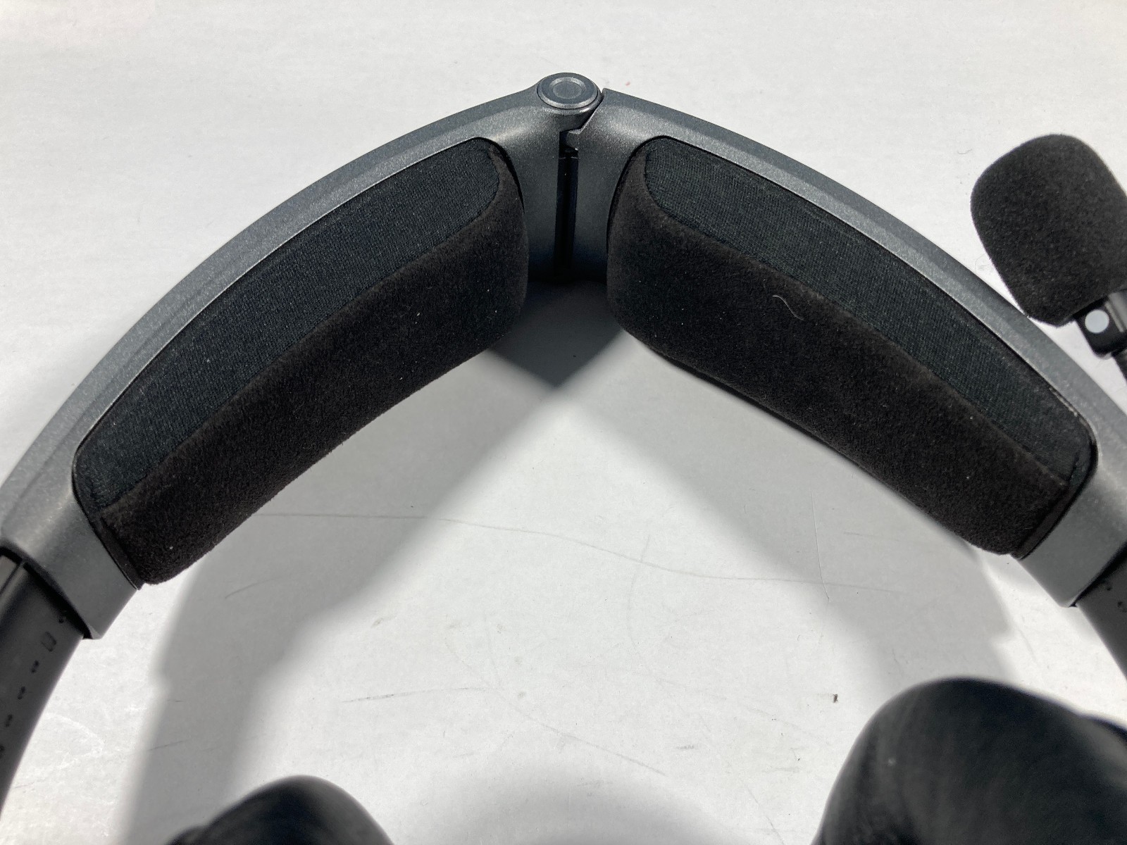 Bose A30 Aviation Headset with Bluetooth, Dual GA Plug and Soft Case