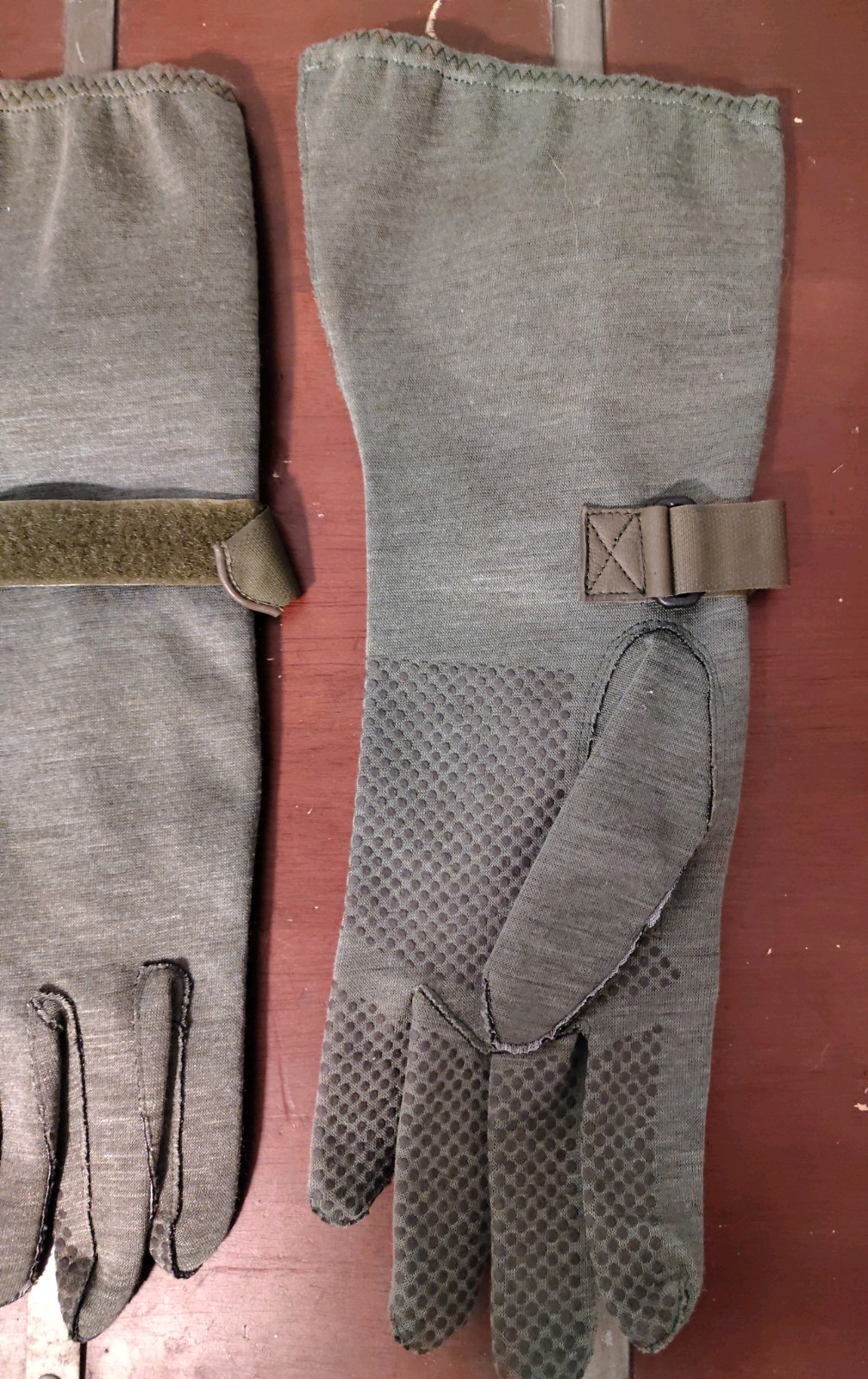 Original German army Nomex pilot gloves with gripper grey military issue NEW
