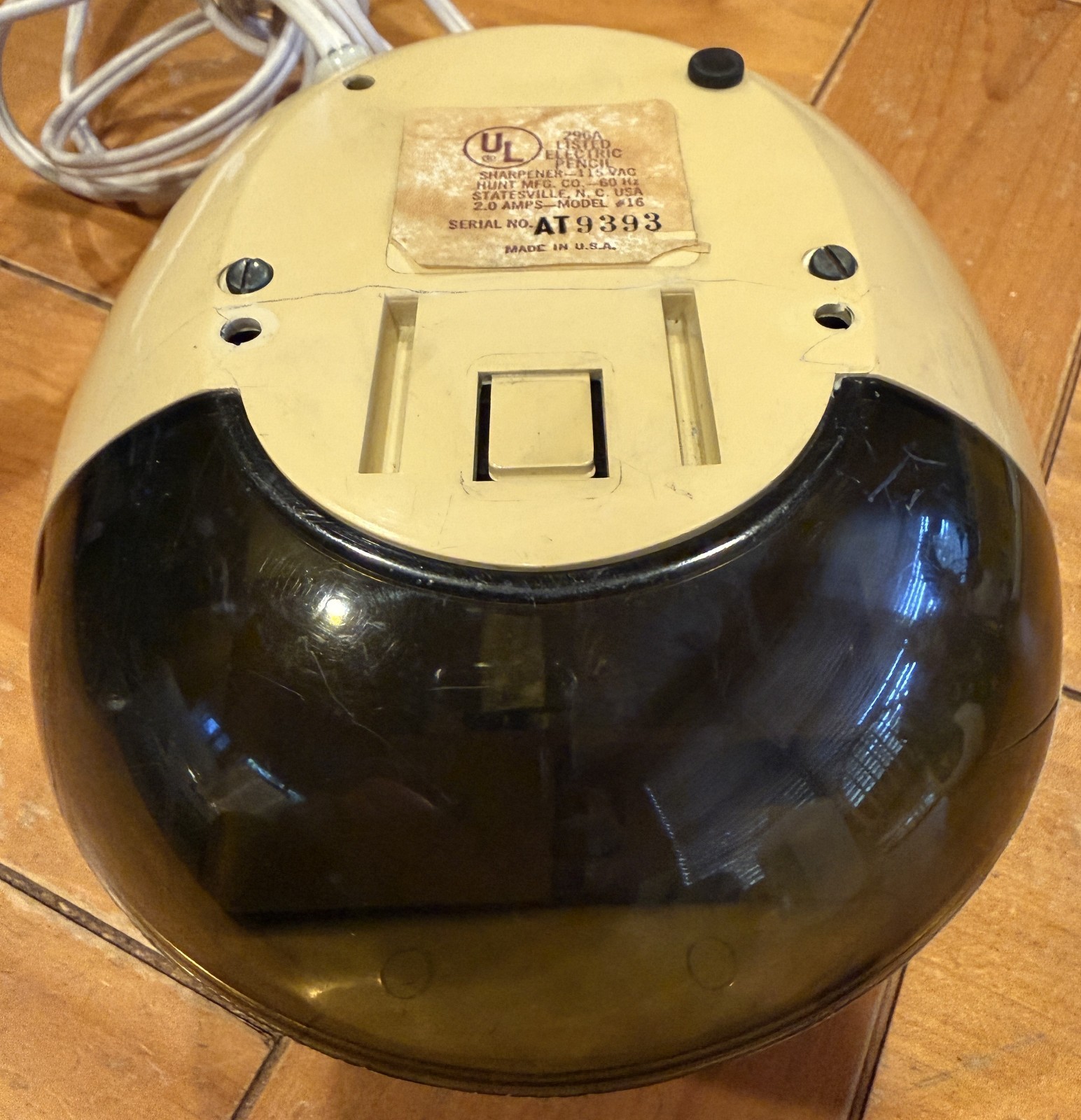 Vintage Boston Model 16 Egg Shaped Electric Pencil Sharpener