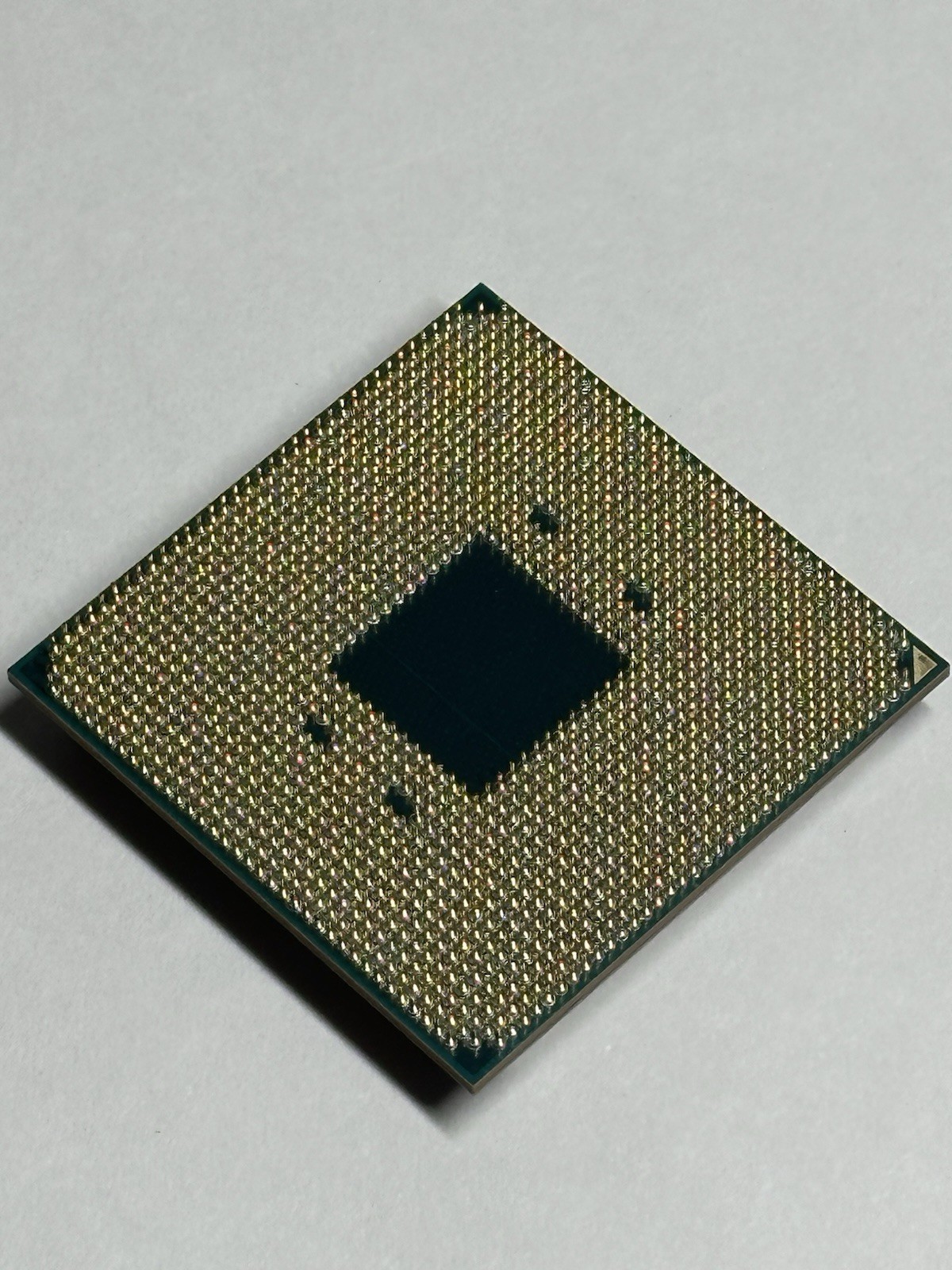 AMD Ryzen 9 5900X Desktop Processor (4.8GHz, 12 Cores, Socket AM4)