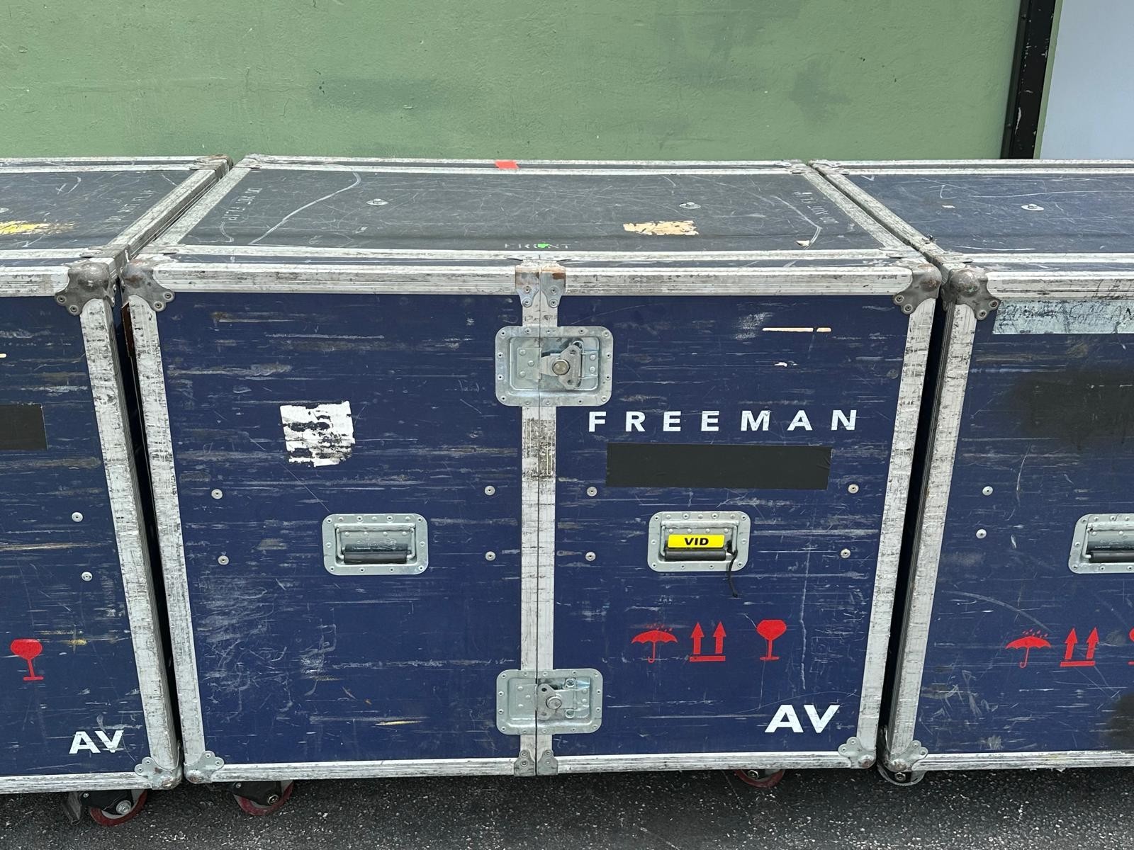 Olympic Dual 16 Space Amp Rack Case On Wheels #4184 (One)
