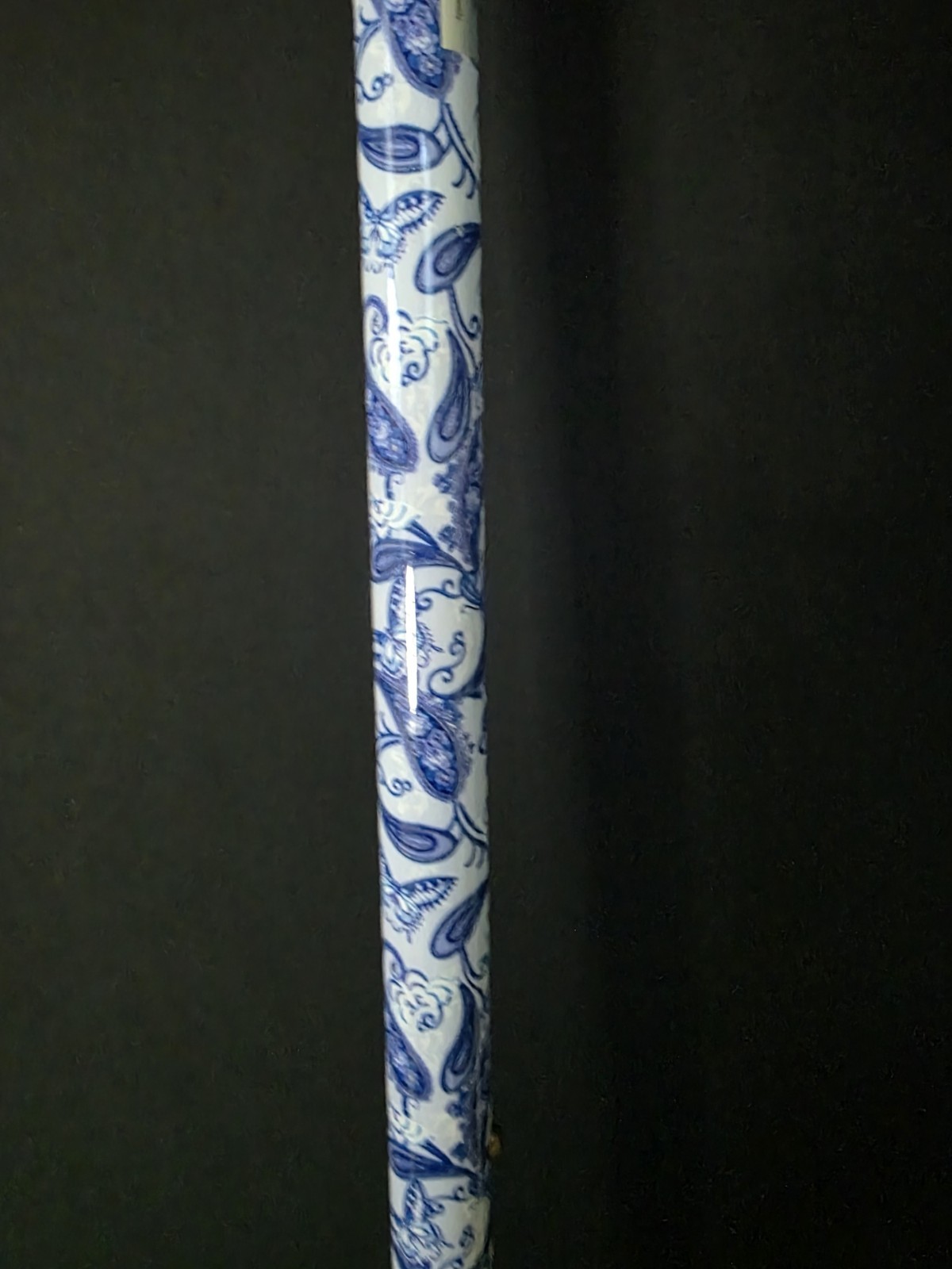 NOVA Adjustable Offset Cane Blue Porcelain Floral Pattern 300lb Capacity w Strap