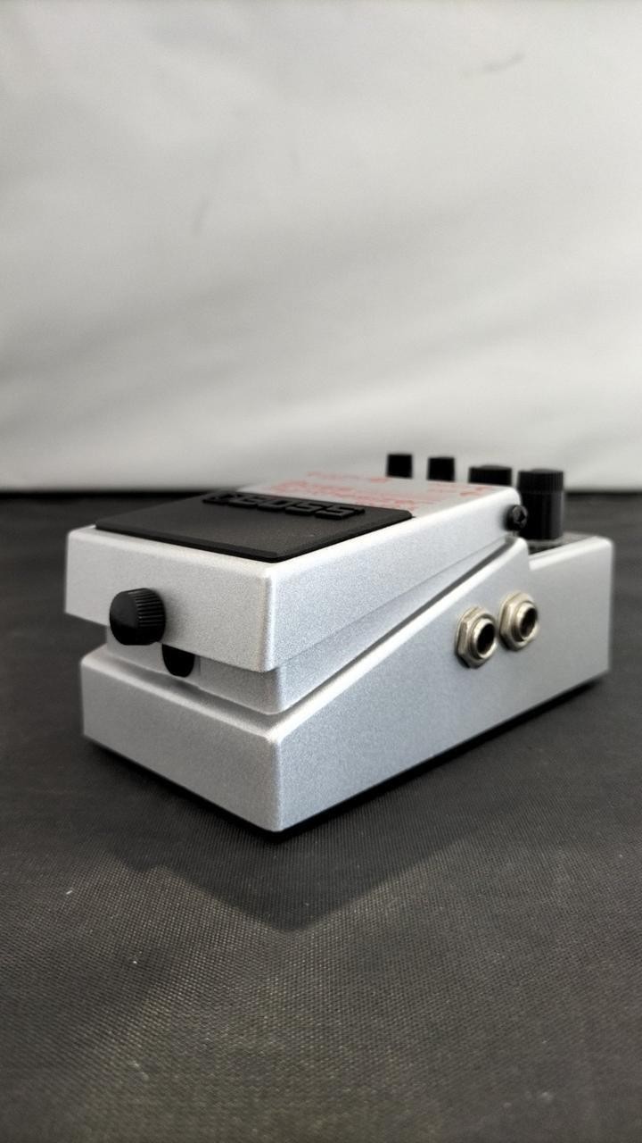 BOSS SYB-5 Bass Synthesizer