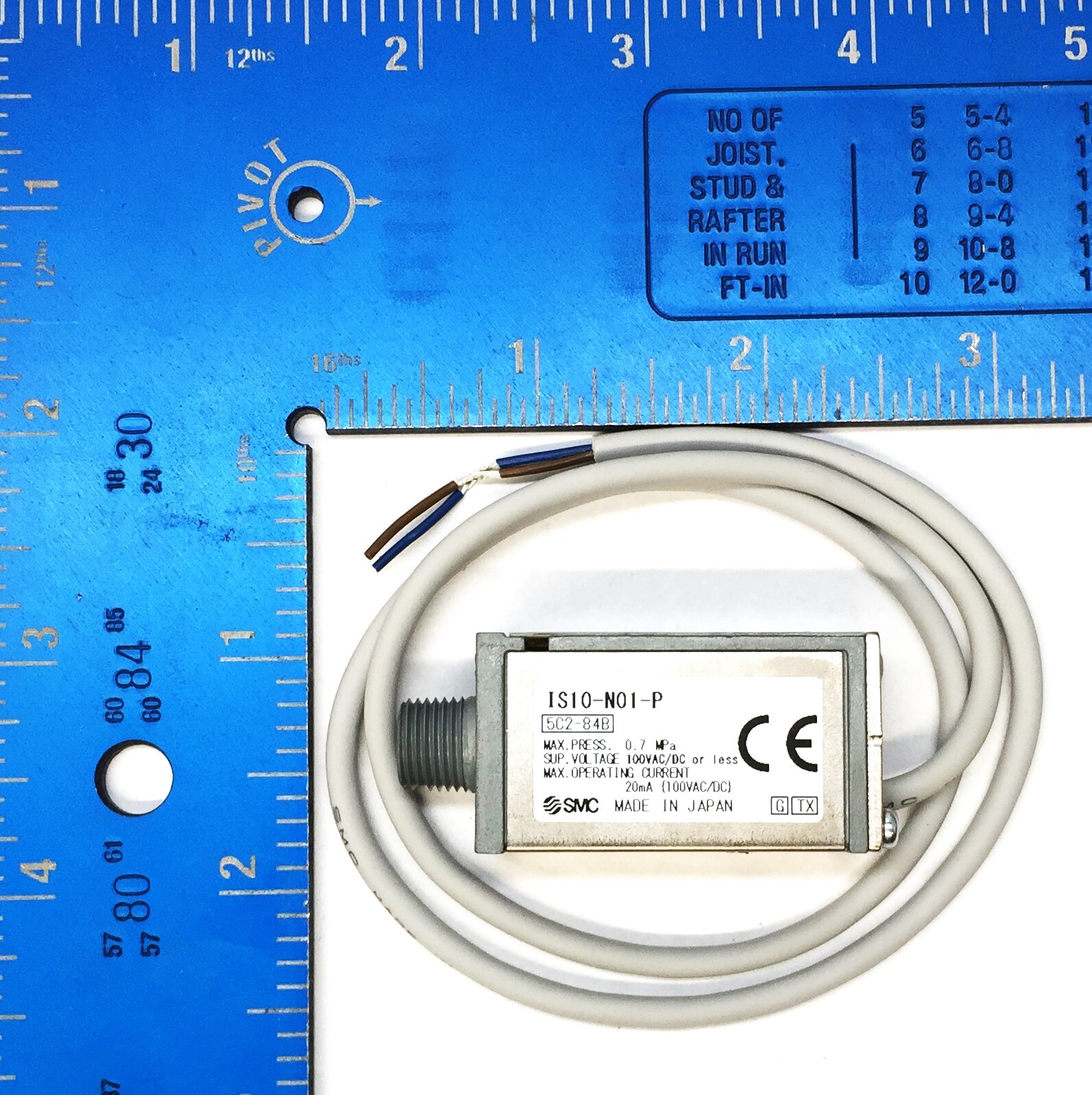 SMC Pressure Switch IS10-N01-P NOS
