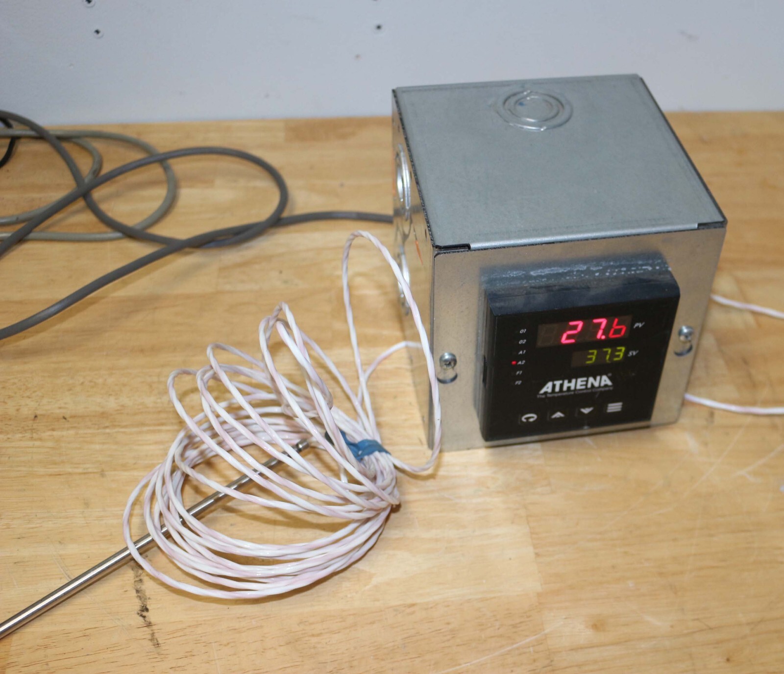 ATHENA 25JFBB000000 TEMPERATURE CONTROL (tested working)