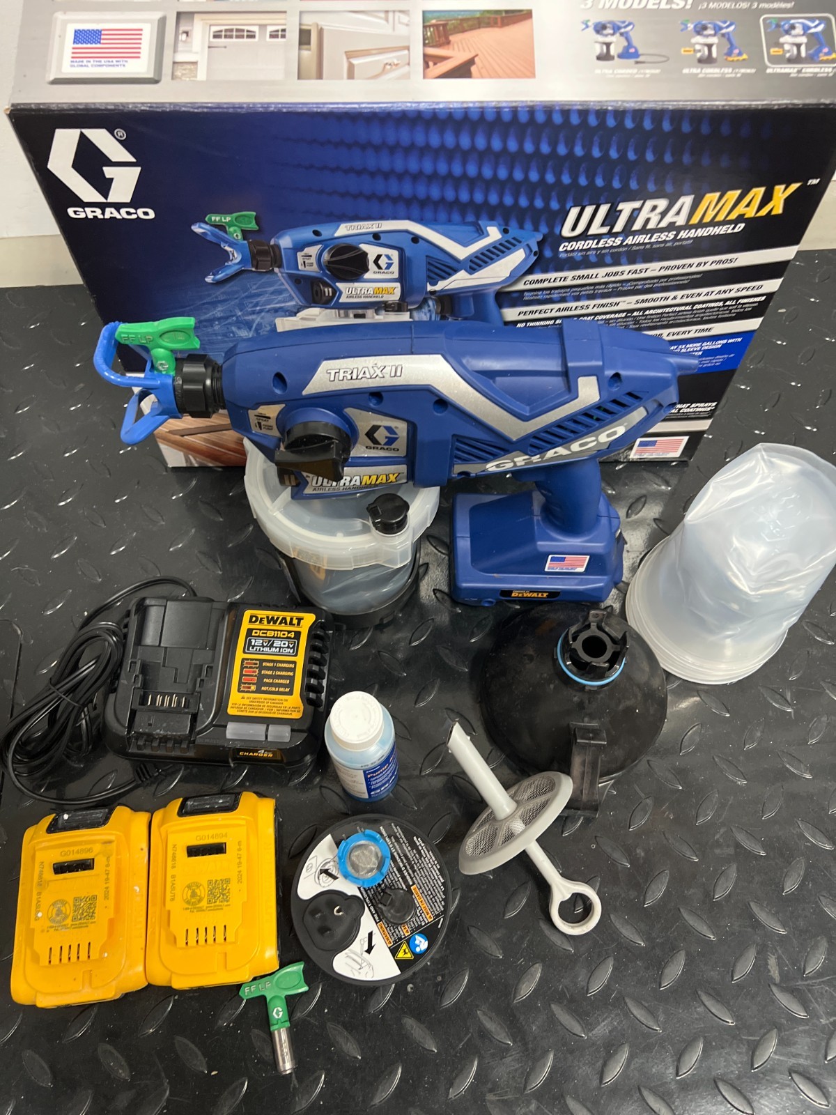 Graco UltraMAX 17M367 Cordless Handheld Airless Sprayer